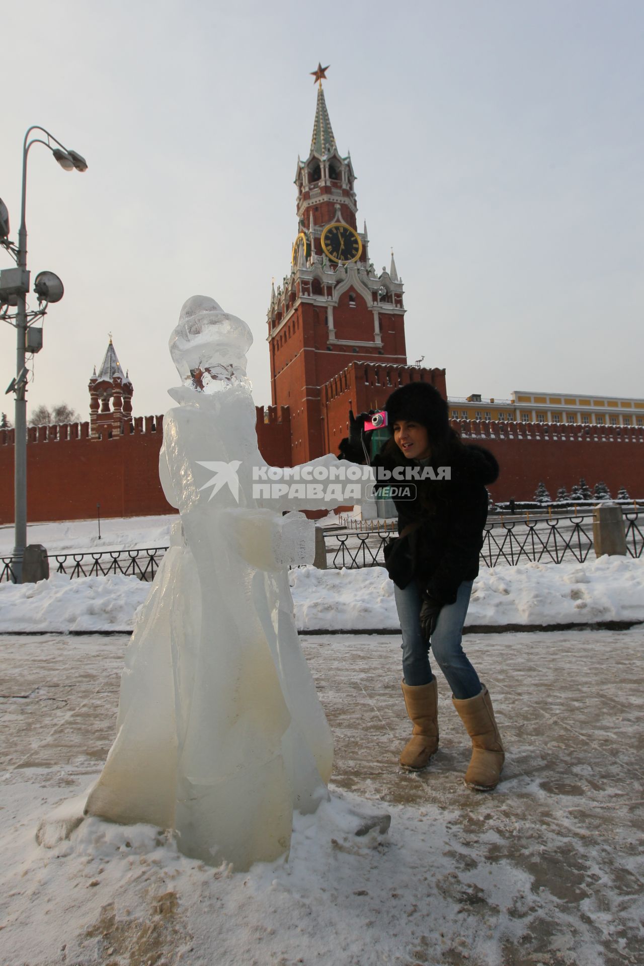 27 января 2011. Ледовые скульптуры на Красной площади.