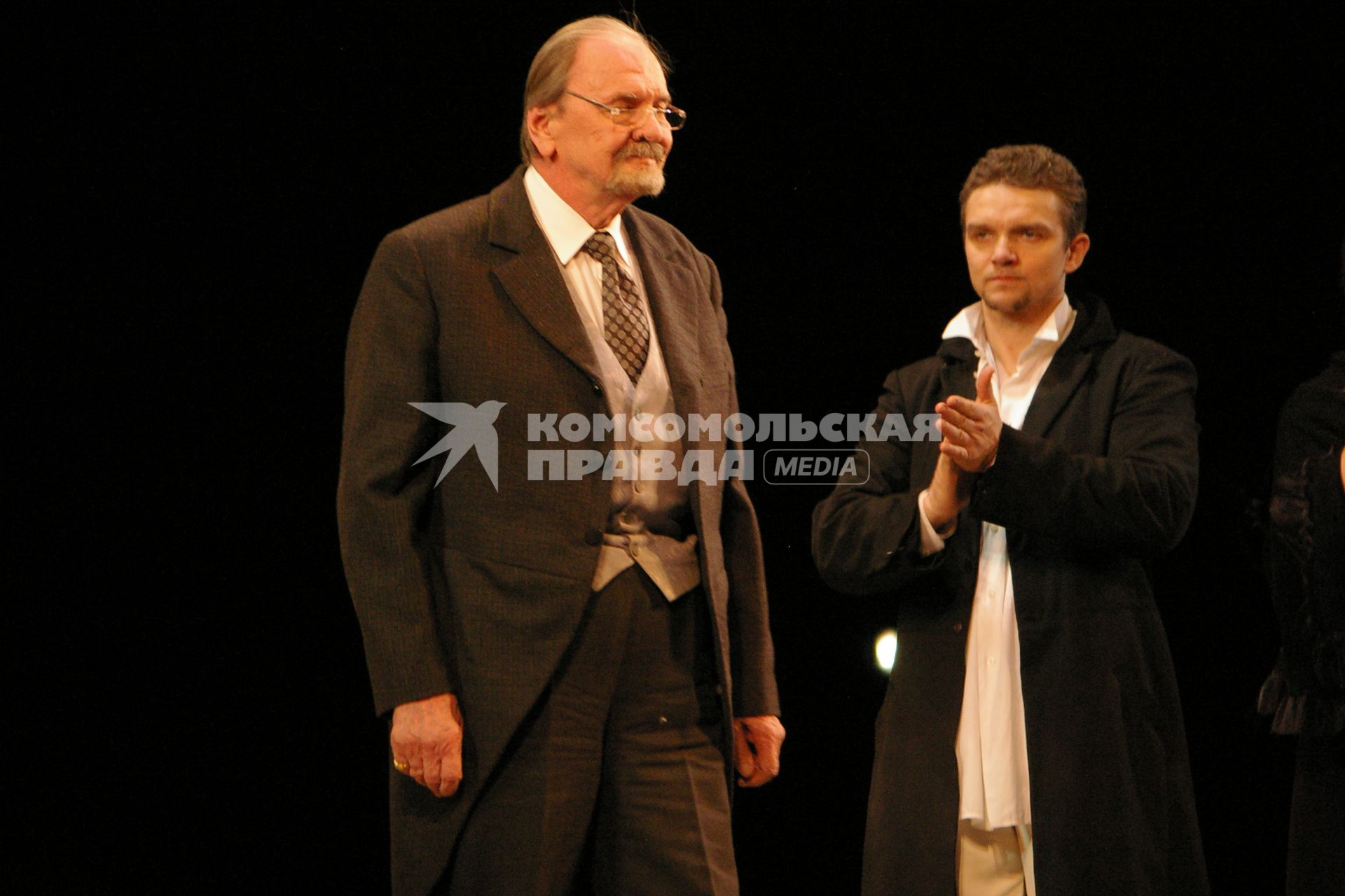 Юрий Яковлев, Владимир Епифанцев в спектакле Чайка, Саратов, 26 марта 2009 года. театр им. Вахтангова