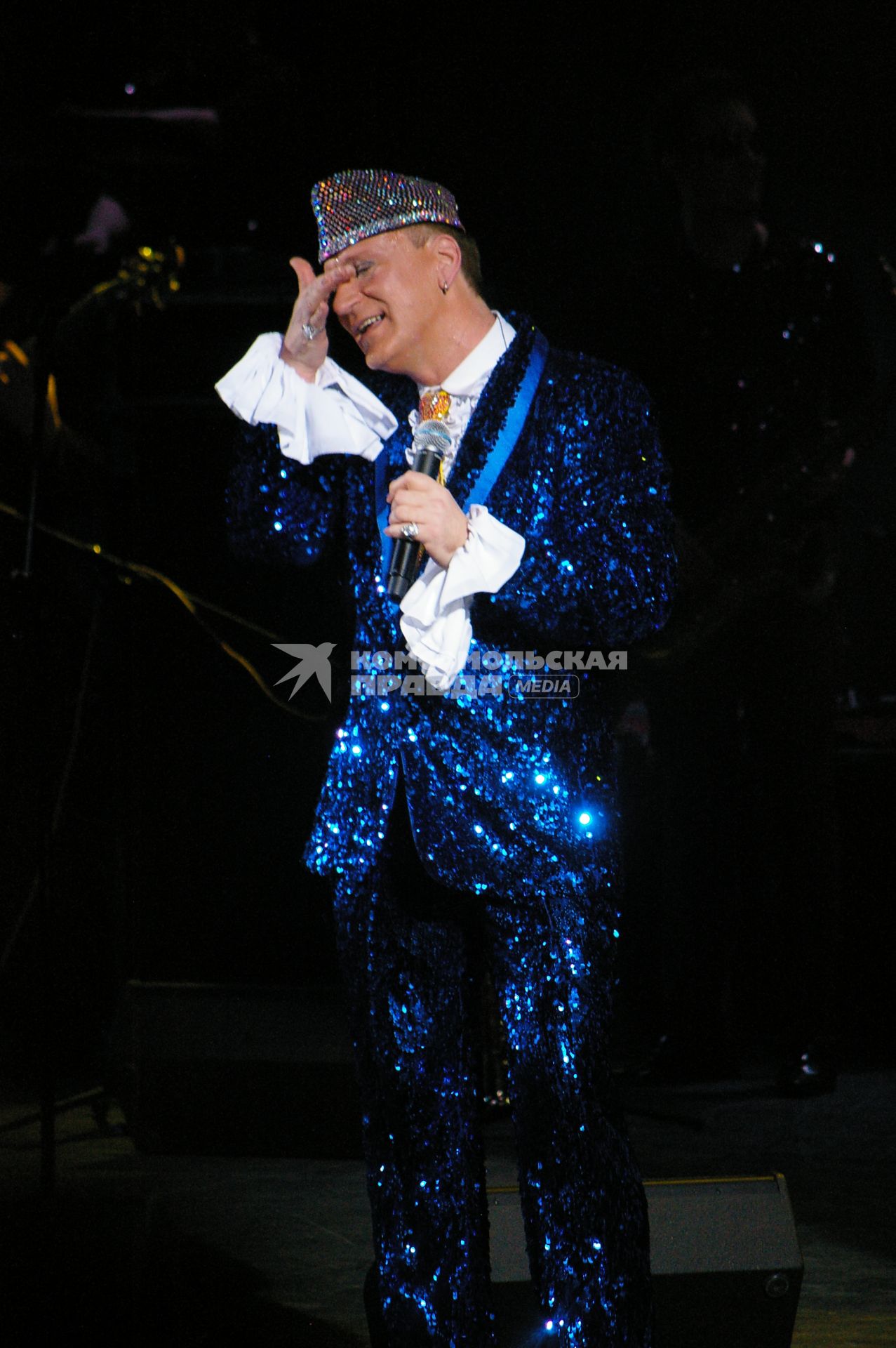 Сергей Пенкин на концерте в Саратове, 2 апреля 2009 года.