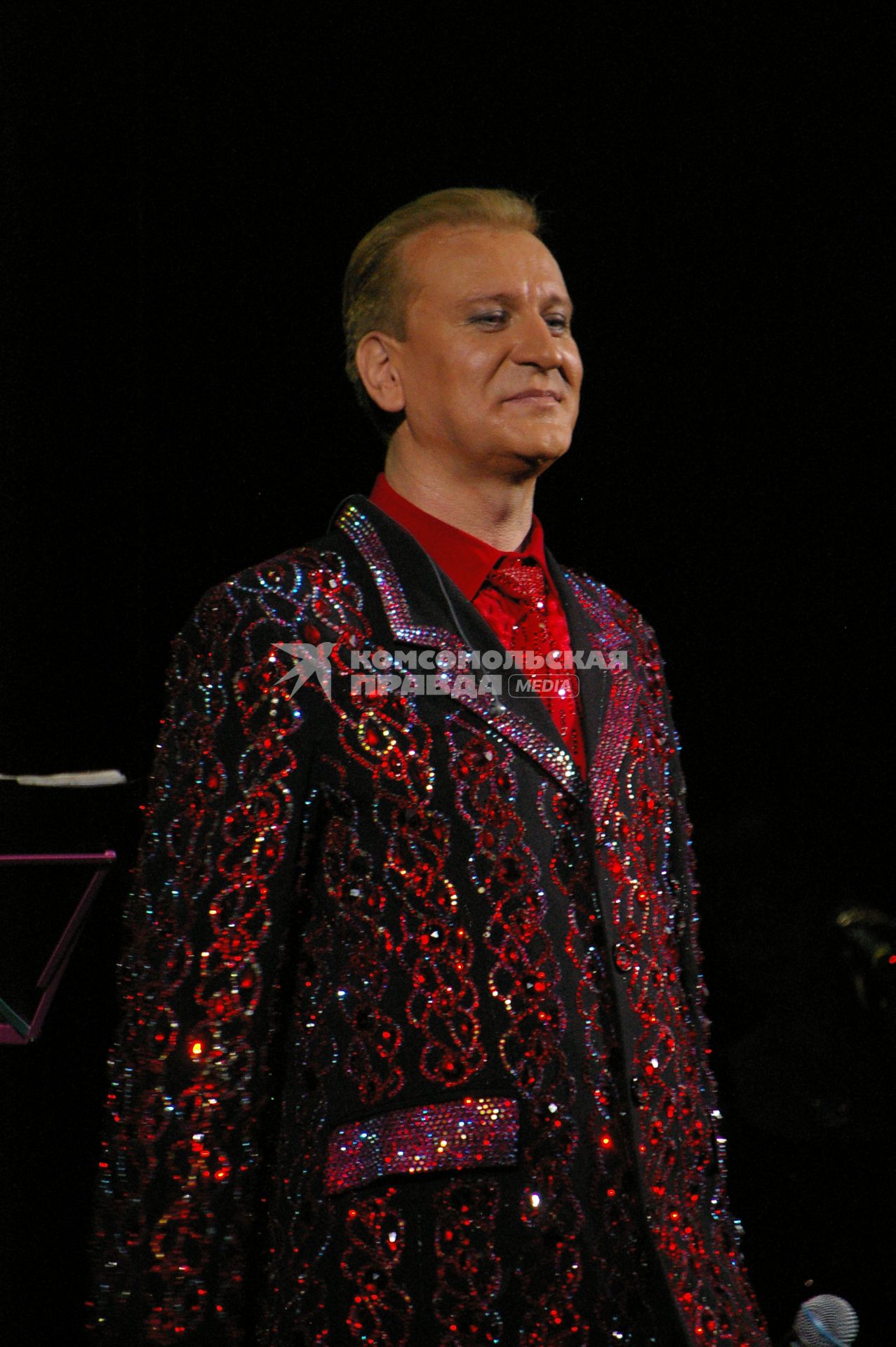 Сергей Пенкин на концерте в Саратове, 2 апреля 2009 года.