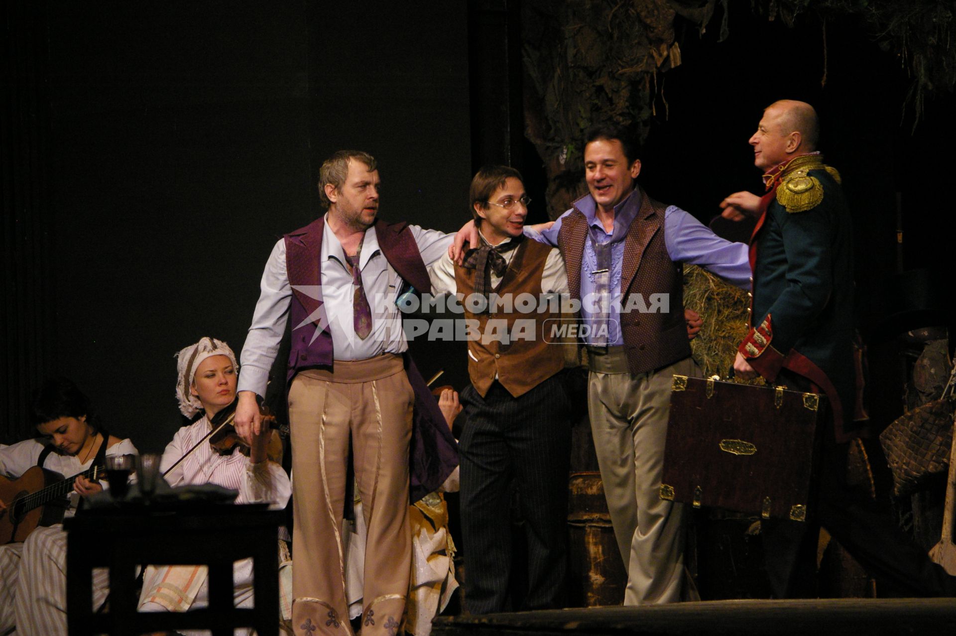 Олег Меньшиков в спектакле \"Игроки\", Саратов, 19 февраля 2009 года.
