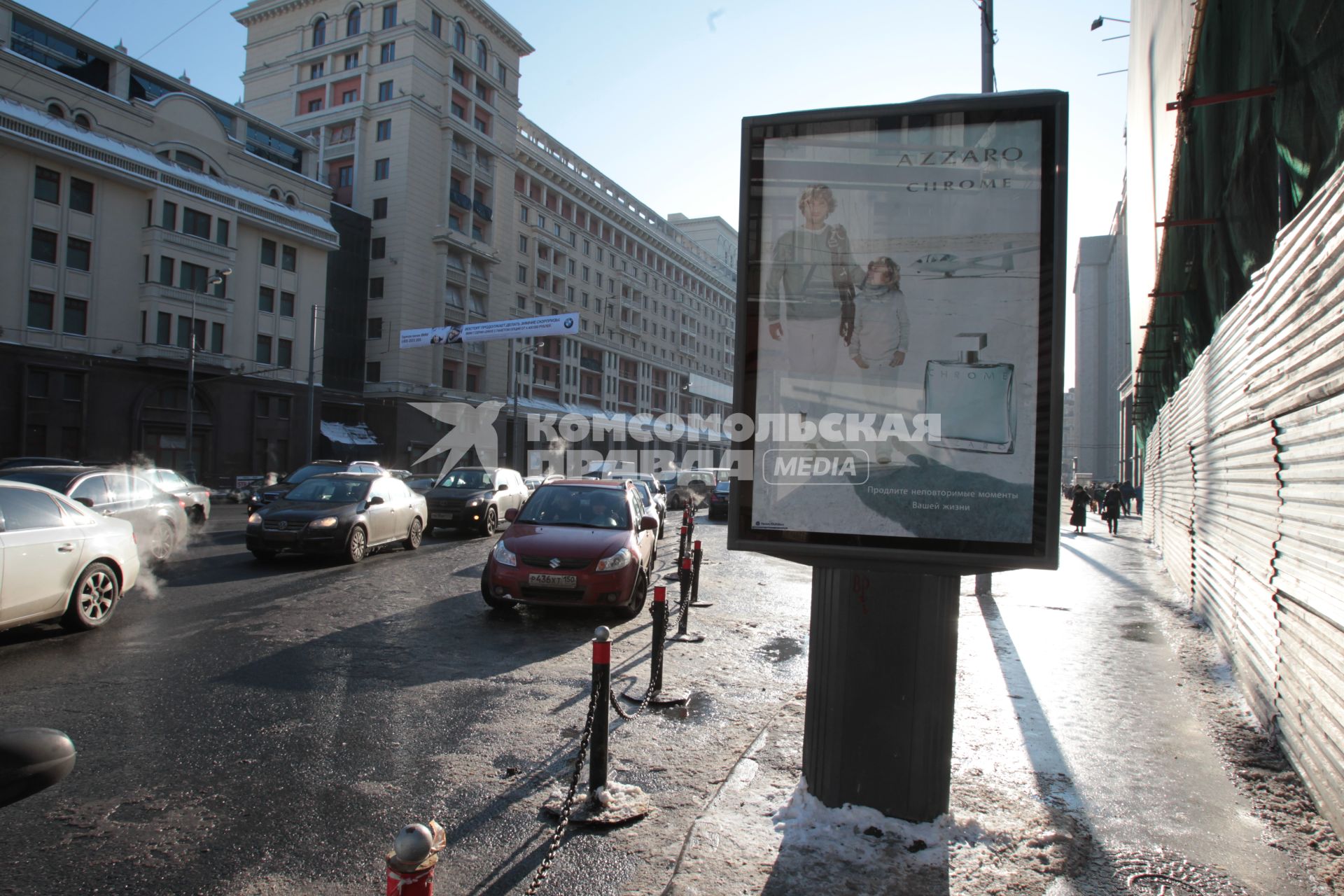 18 февраля 2011г. Москва. Рекламный щит.