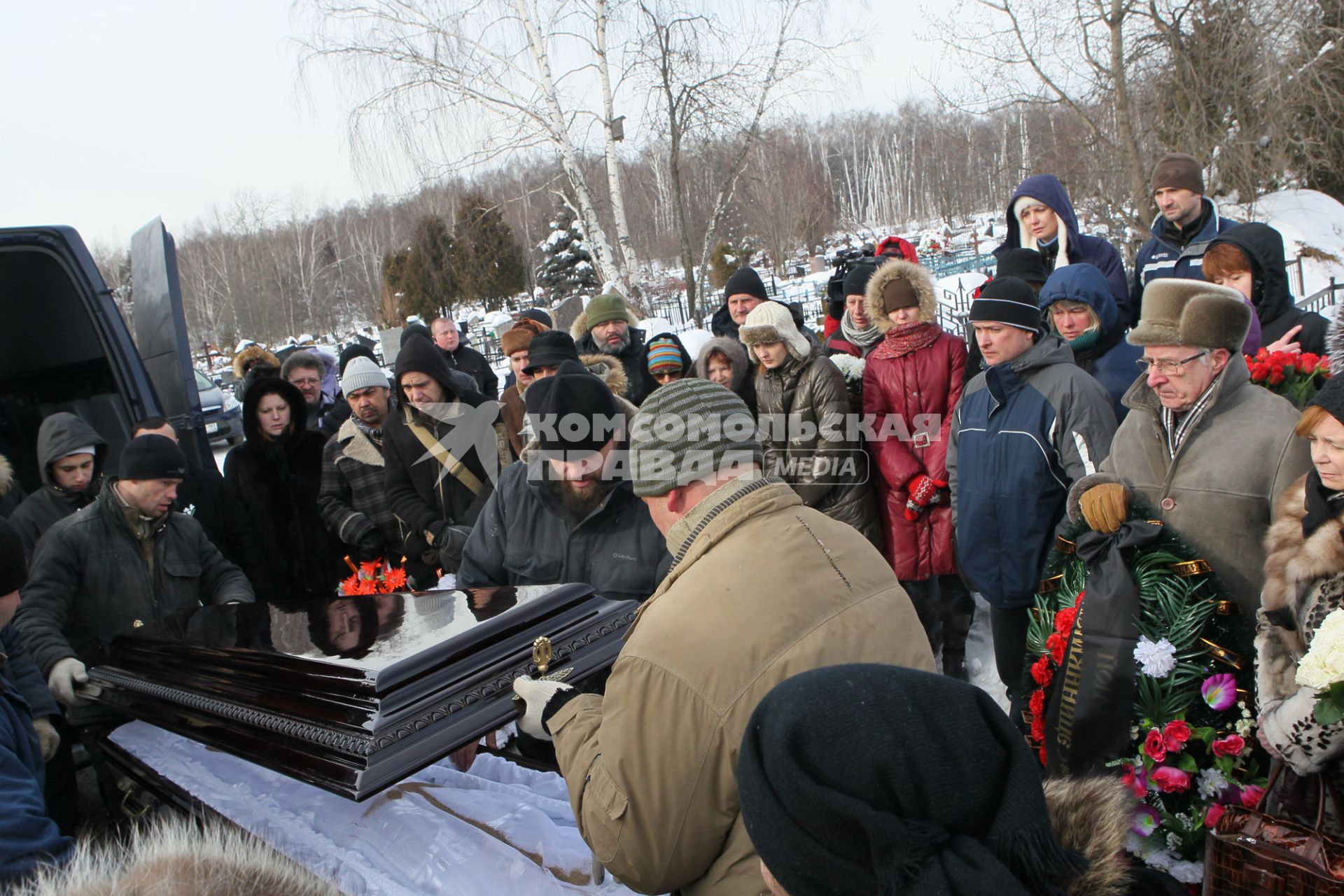 24 февраля 2011г.  Прощание с погибшей Ириной Патрушевой во время расстрела туристов в Кабардино-Балкарии.