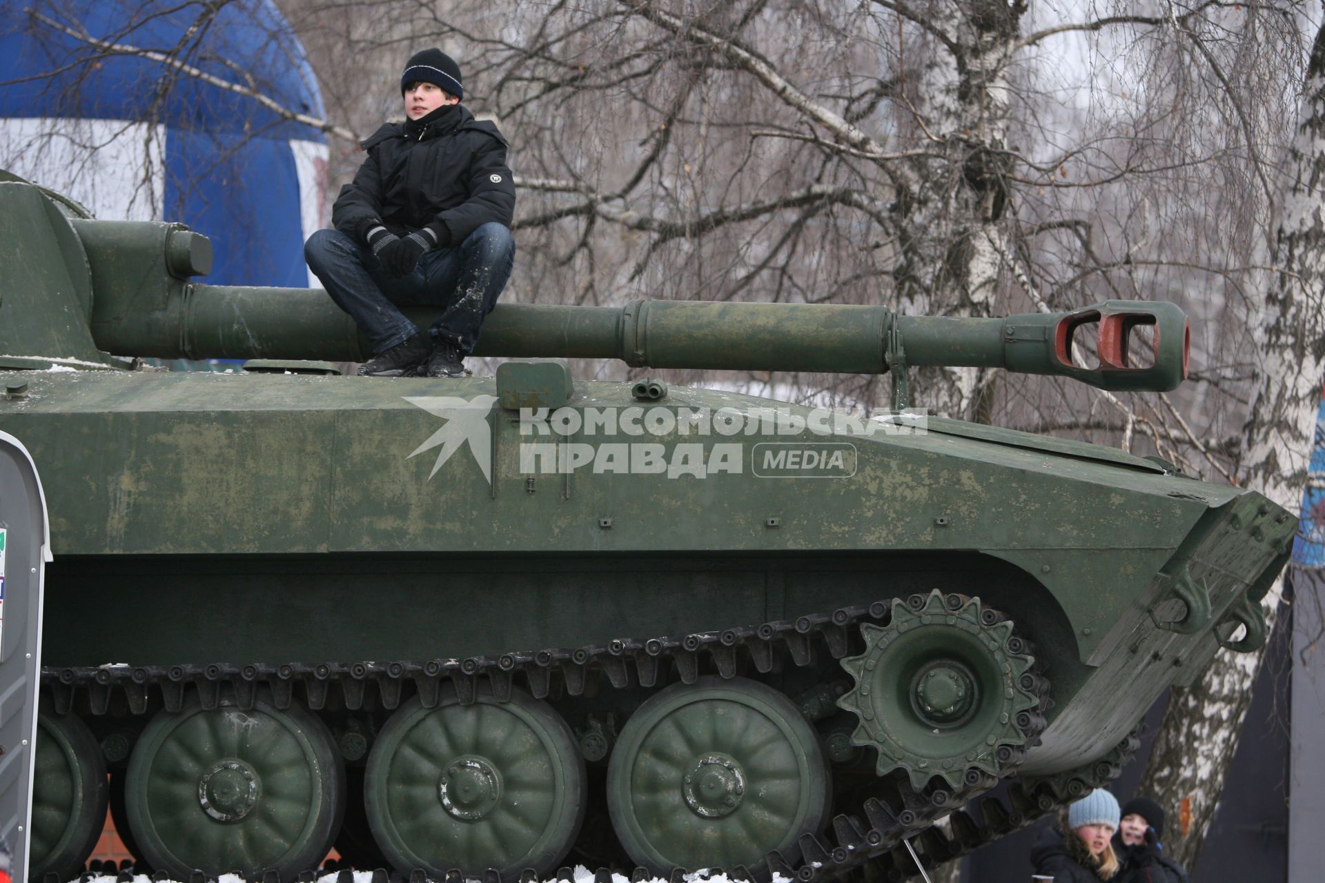 Военно -спортивная игра \"Вперед, мальчишки\", Москва, 26 февраля 2011 года.