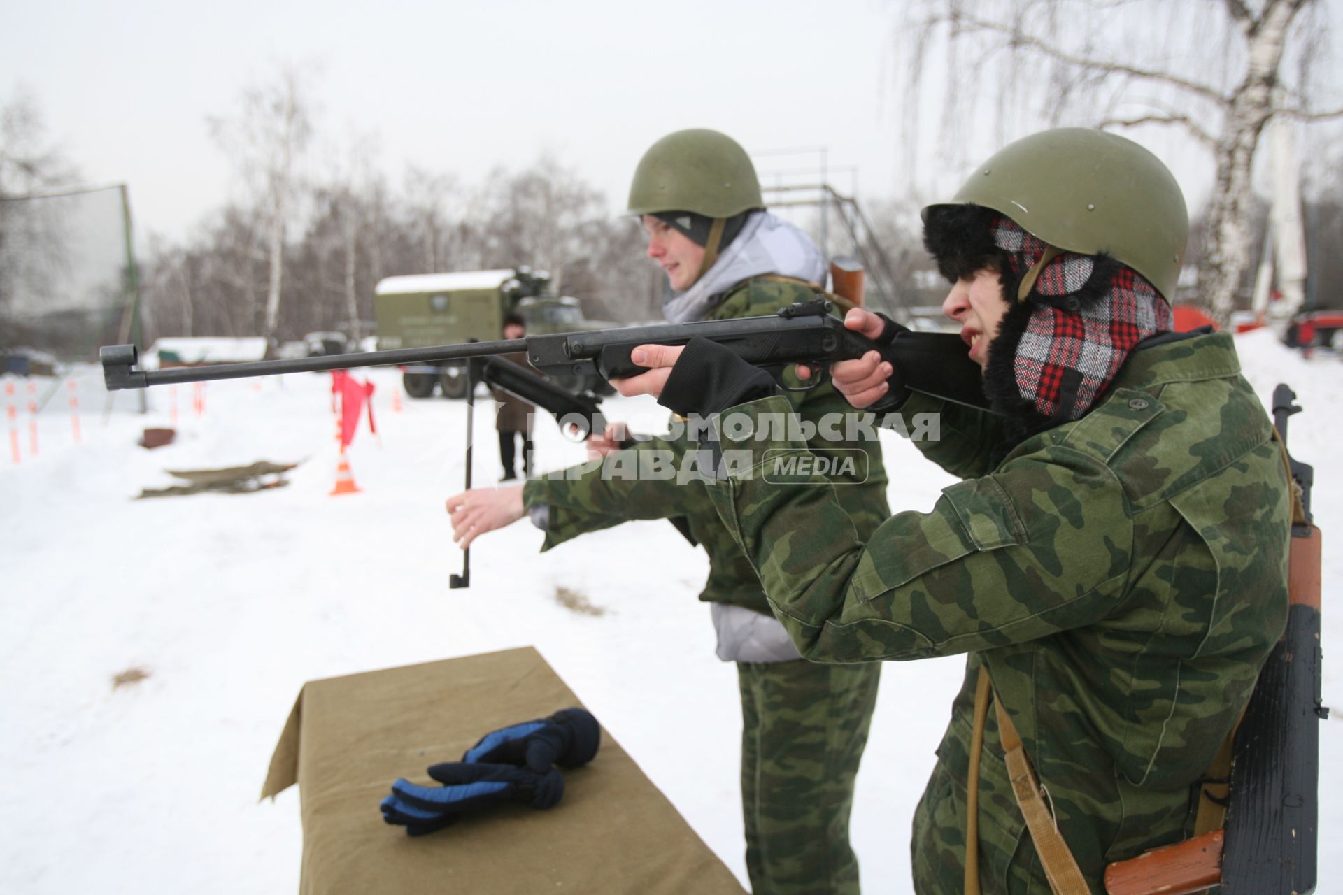 Военно -спортивная игра \"Вперед, мальчишки\", Москва, 26 февраля 2011 года.