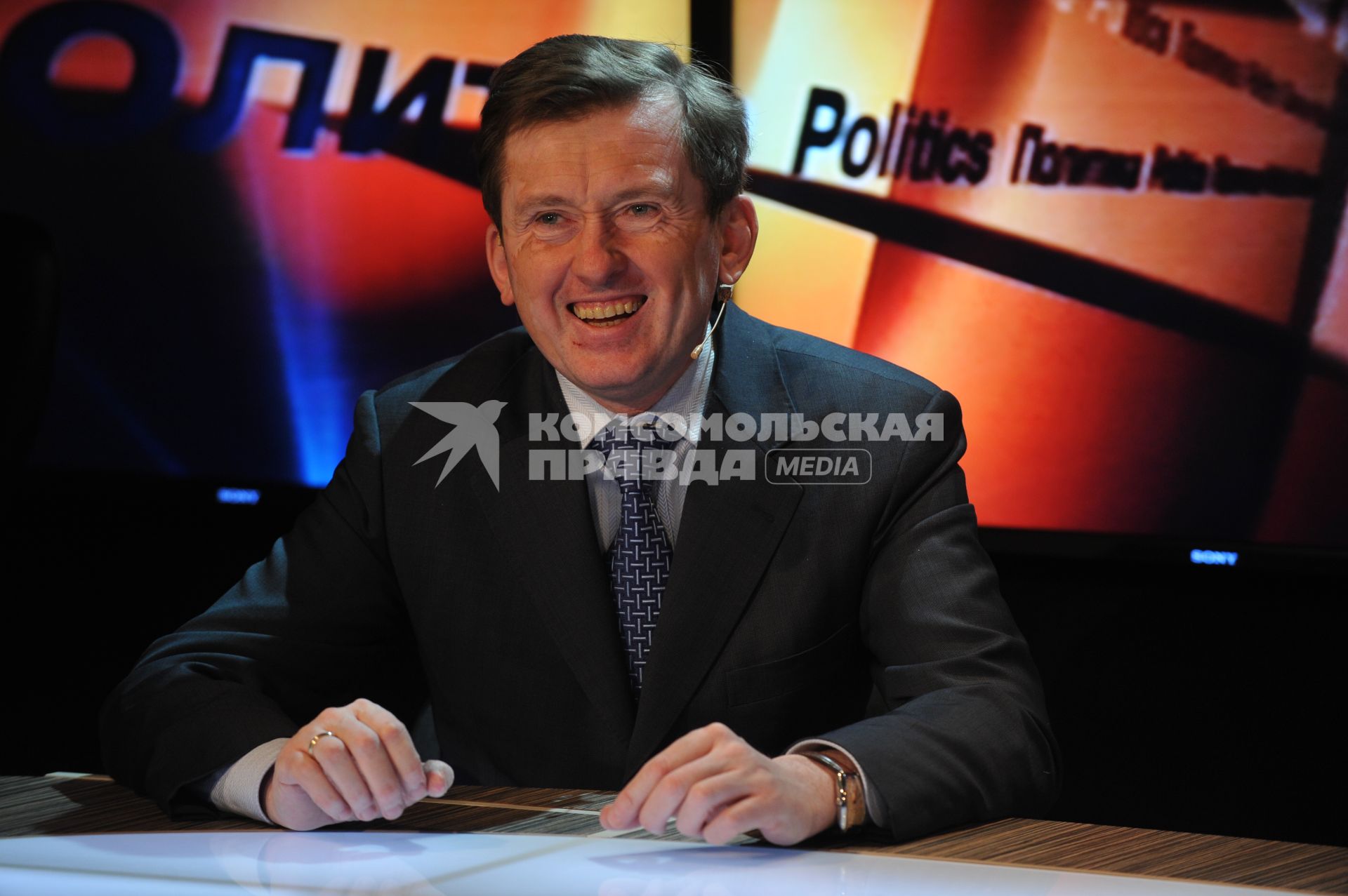Политик, экономист Александр Починок на радио КП. 29 марта 2010 года.