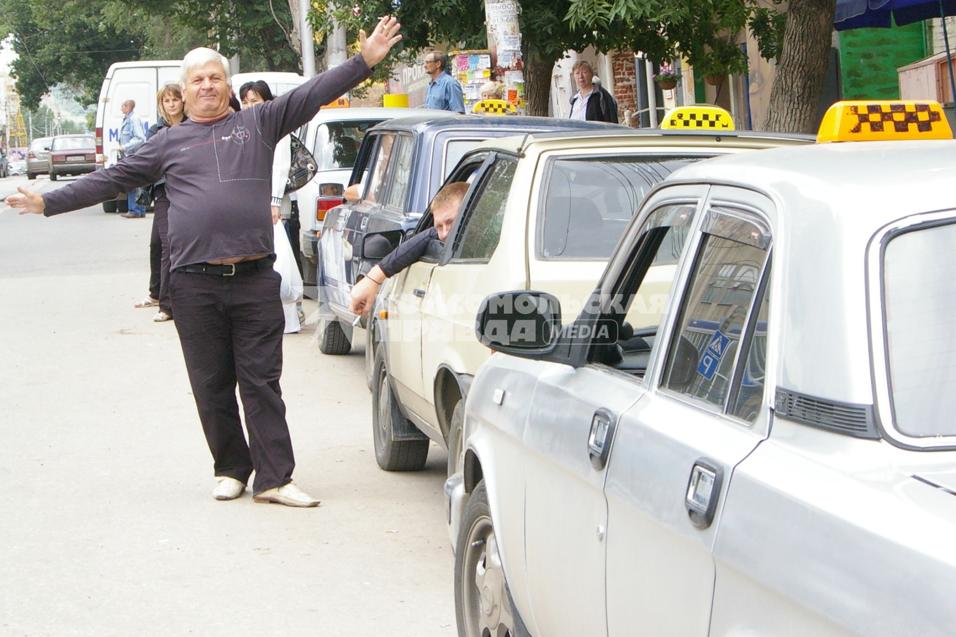 Такси на улицах города, Саратов,7 августа 2008 года