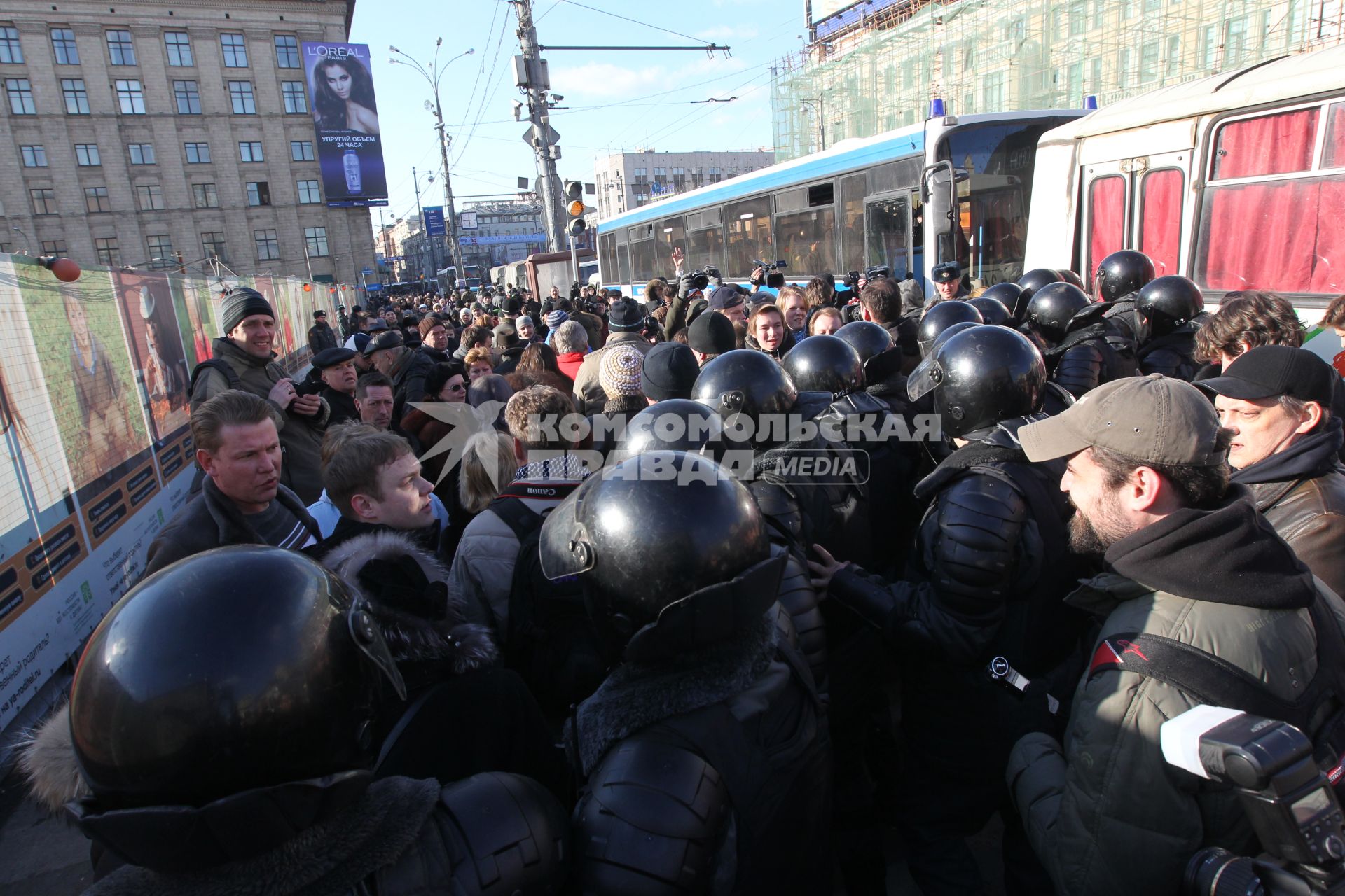 31 марта 2011 года. Россия,  Москва. Митинг оппозиции с Триумфальной площади на Пушкинскую.