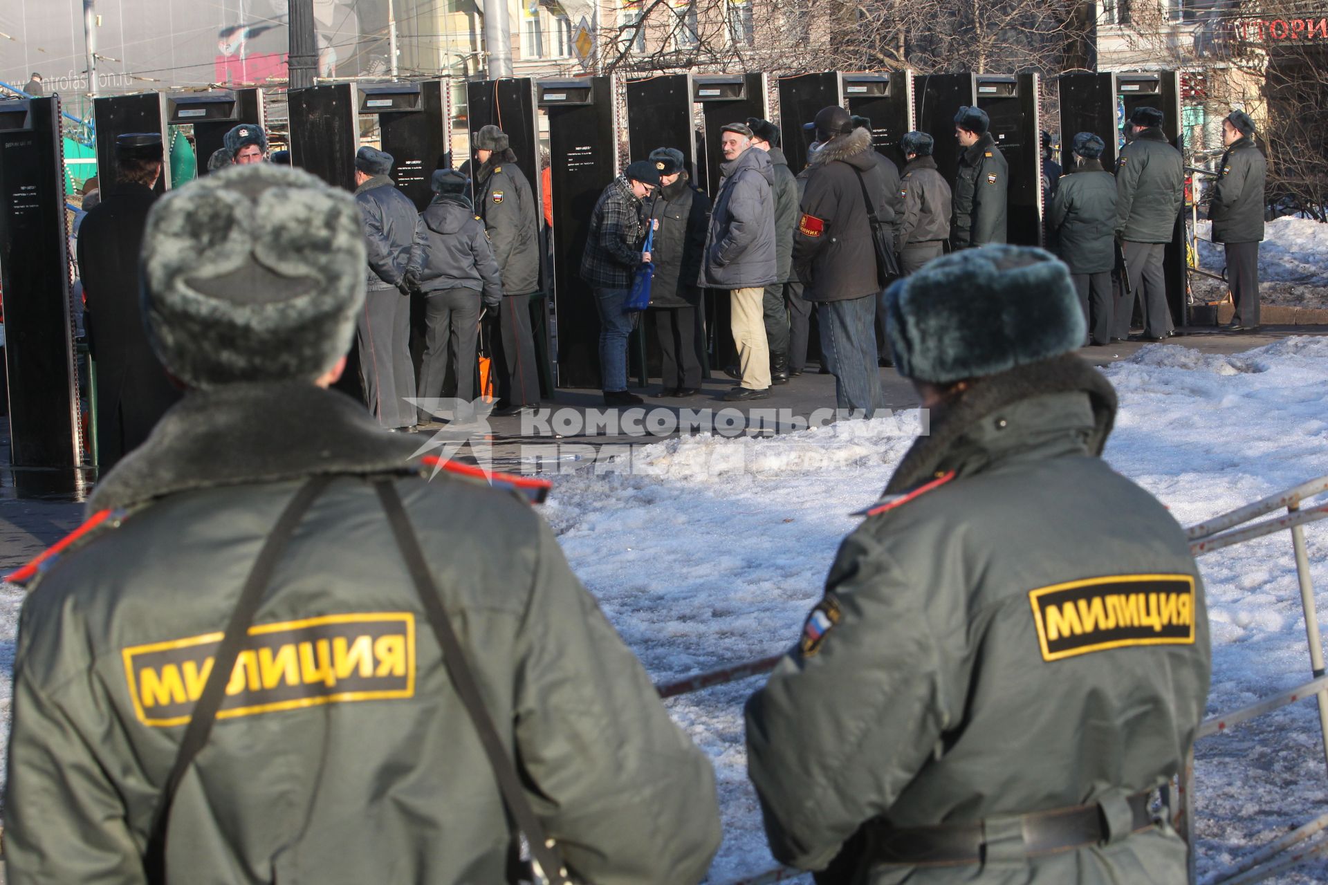 31 марта 2011 года. Россия,  Москва. Митинг оппозиции с Триумфальной площади на Пушкинскую.