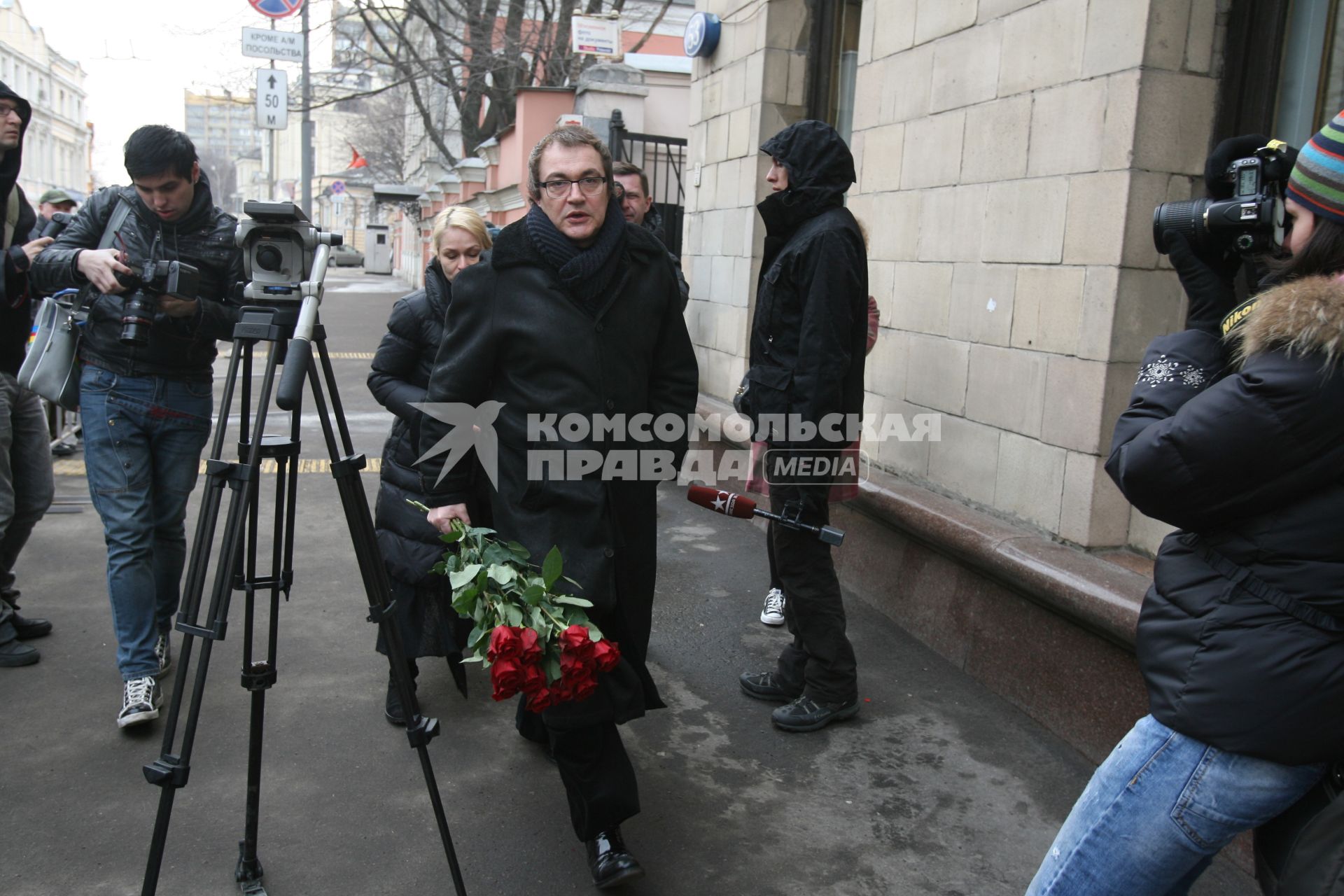 Панихида Людмилы Гурченко в Центральном Доме литераторов, Москва, 2 апреля 2011 года. На фото: Дмитрий ДИБРОВ