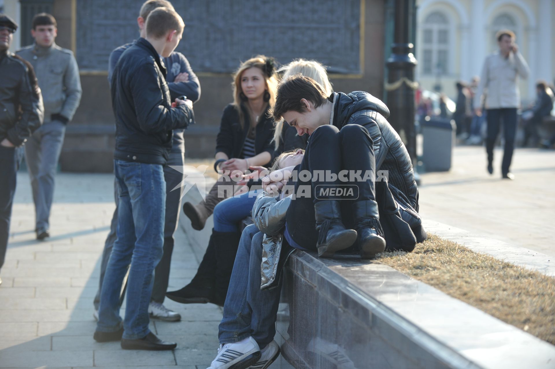 04 апреля 2011 г. Россия, Москва. Молодежь. Манежная площадь.