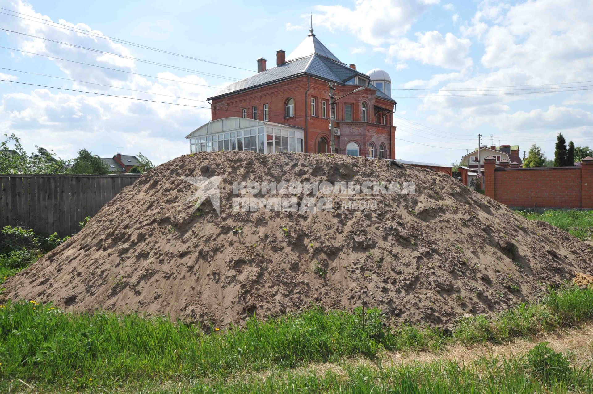 26 мая 2011г. Подмосковье, загородныЙ дом, особняк, недвижимость, частный сектор.