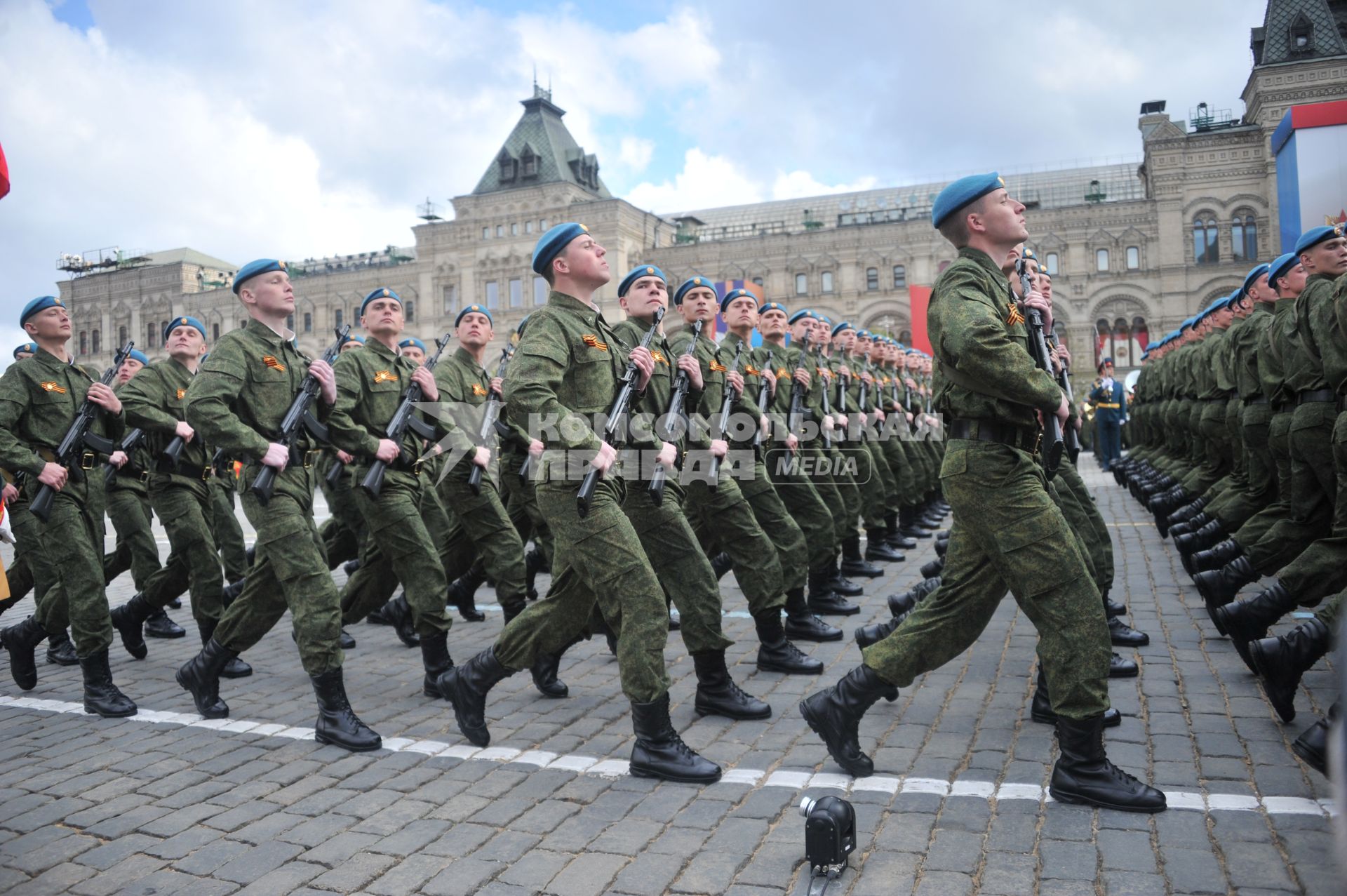 09 мая 2011г. Москва. Красная площадь. Парад, посвященный 66-й годовщине Победы в Великой Отечественной войне.