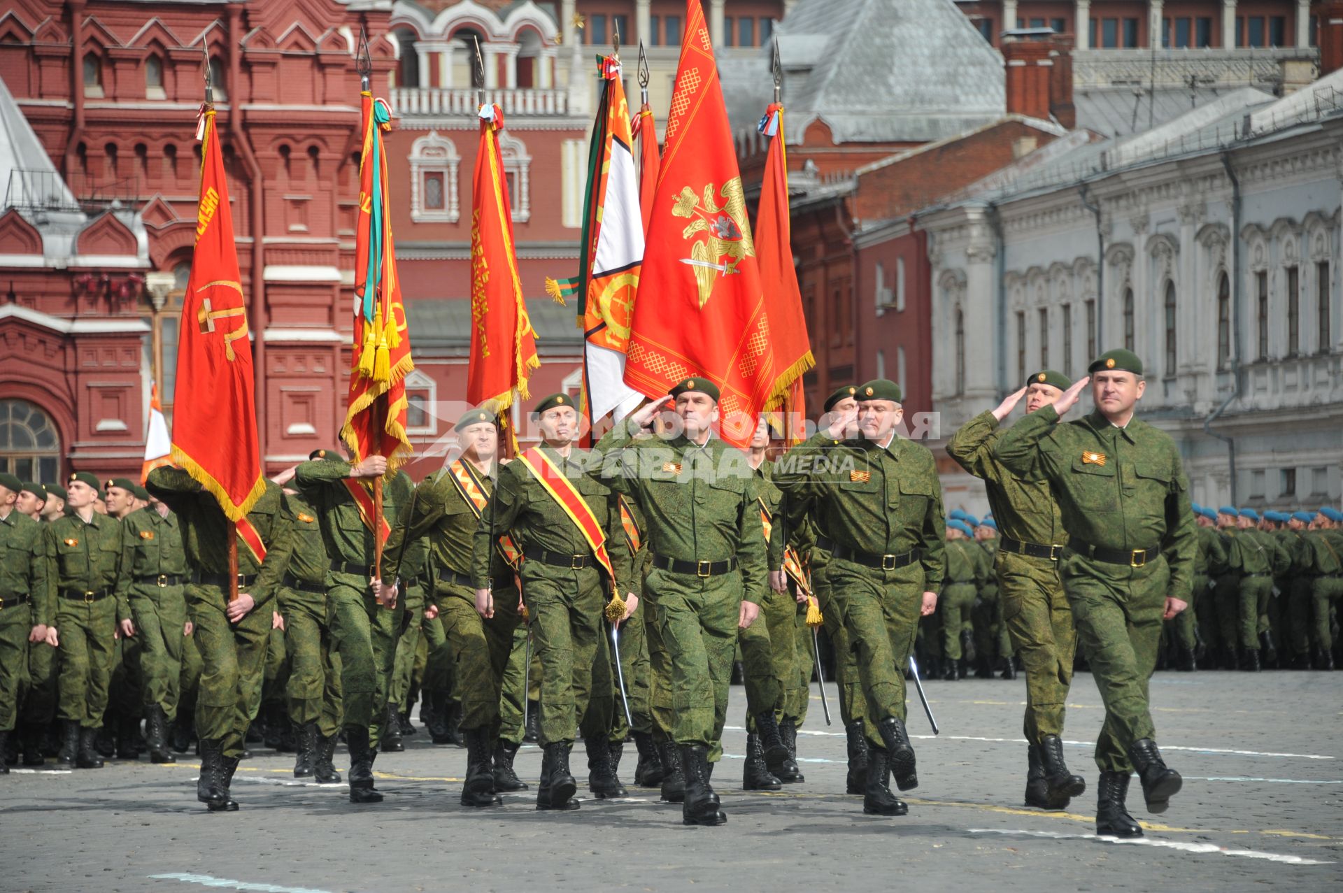 09 мая 2011г. Москва. Красная площадь. Парад, посвященный 66-й годовщине Победы в Великой Отечественной войне.