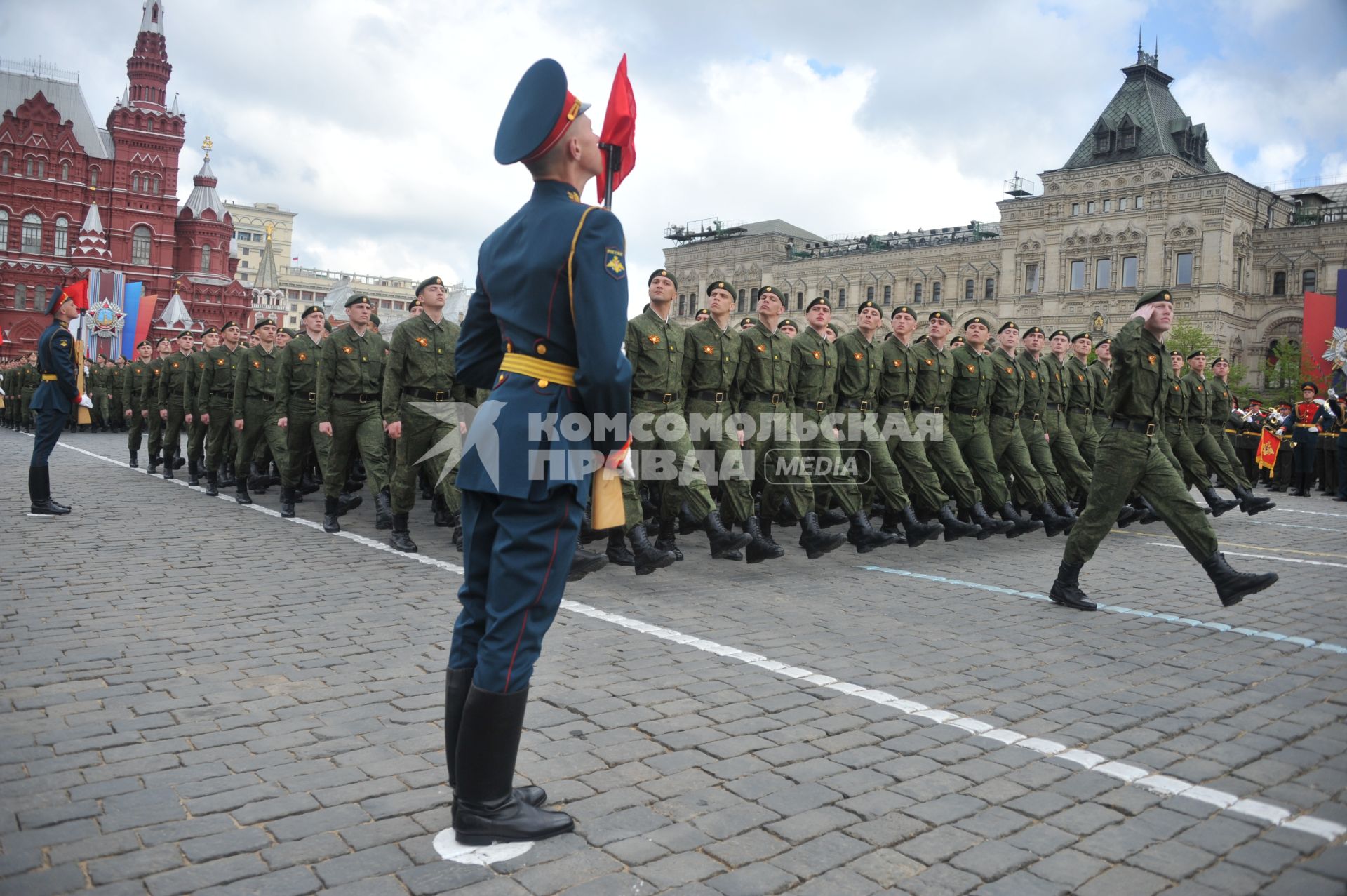 09 мая 2011г. Москва. Красная площадь. Парад, посвященный 66-й годовщине Победы в Великой Отечественной войне.