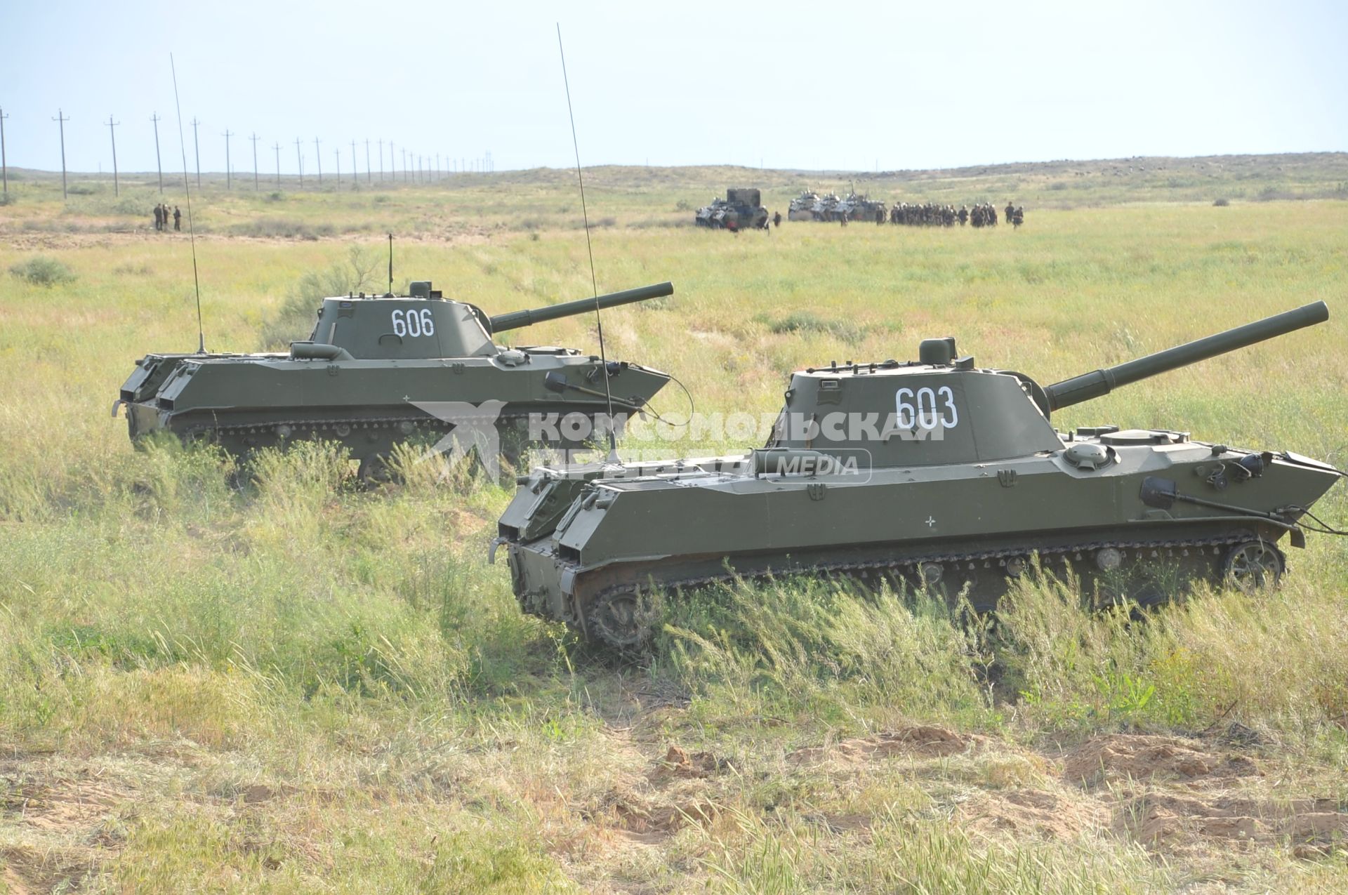 Учения. Армия. Военная подготовка. Боевая техника. Танк. Полигон. 24 мая 2011 г.