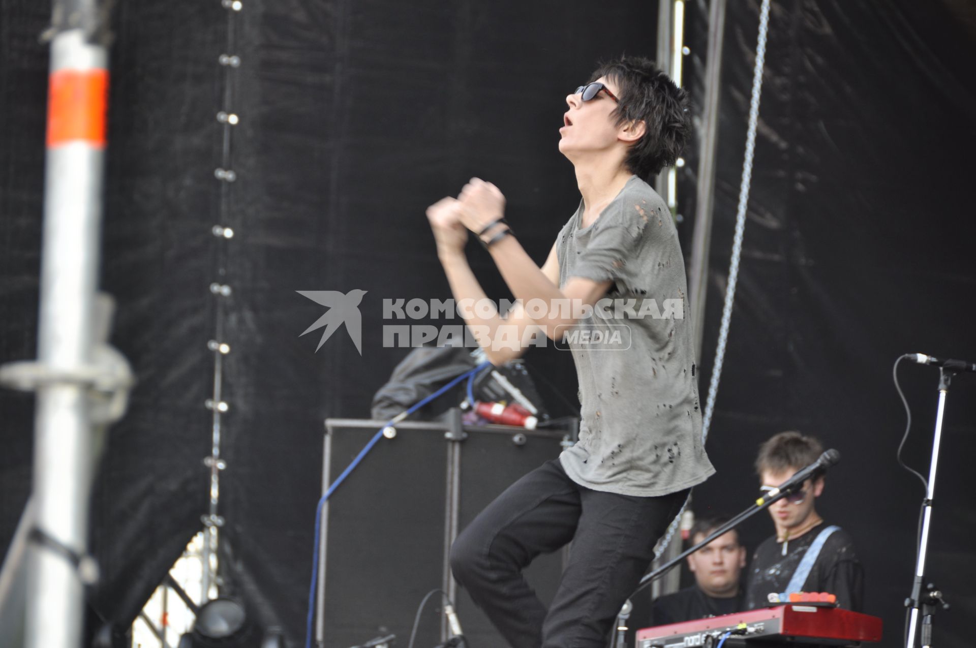 Выступление Земфиры Рамазановой на фестивале рок-музыки Maxidrom-2011. 28 мая 2011 г.