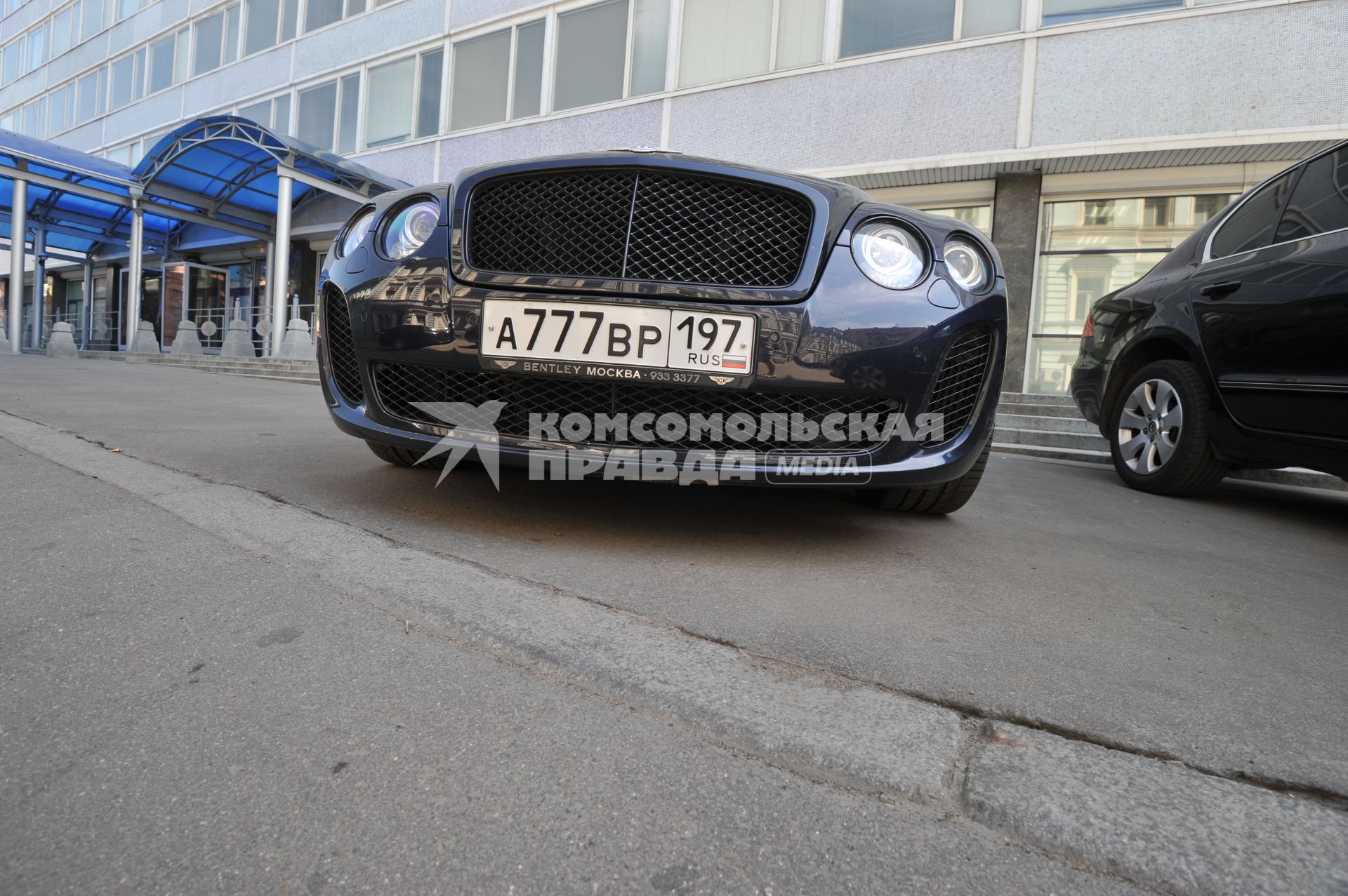 Автомобиль Бентли (Bentley). 28 мая 2011г.