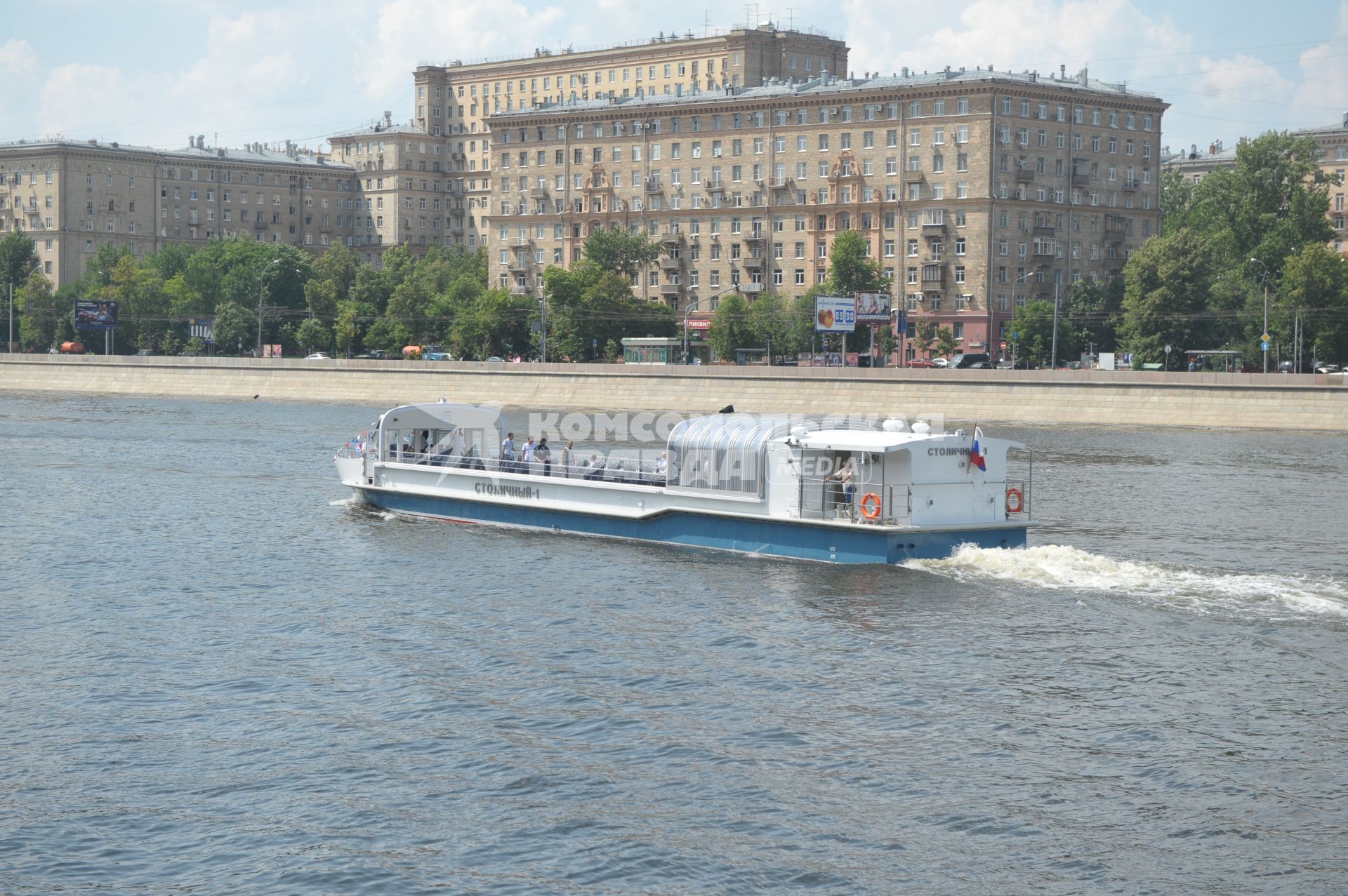 Презентация нового теплохода Столица, Москва, 1 июля 2011 года.