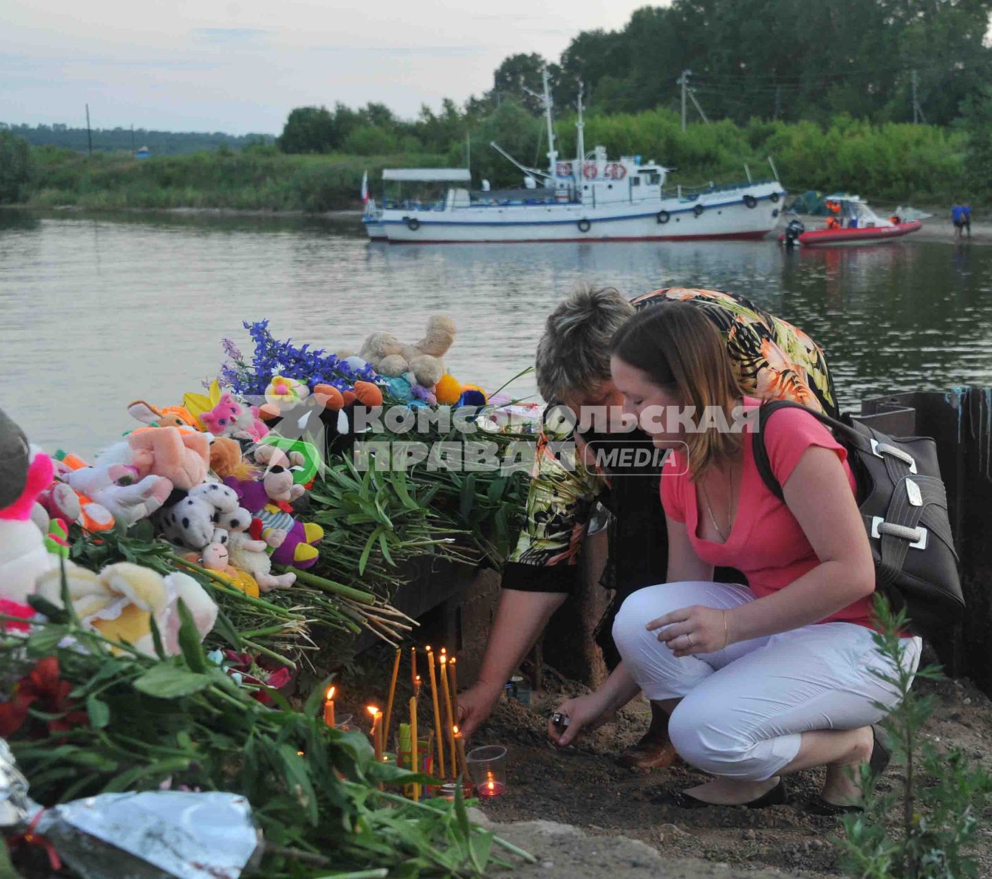 В Куйбышевском водохранилище на Волге затонул теплоход Булгария. Родственники.