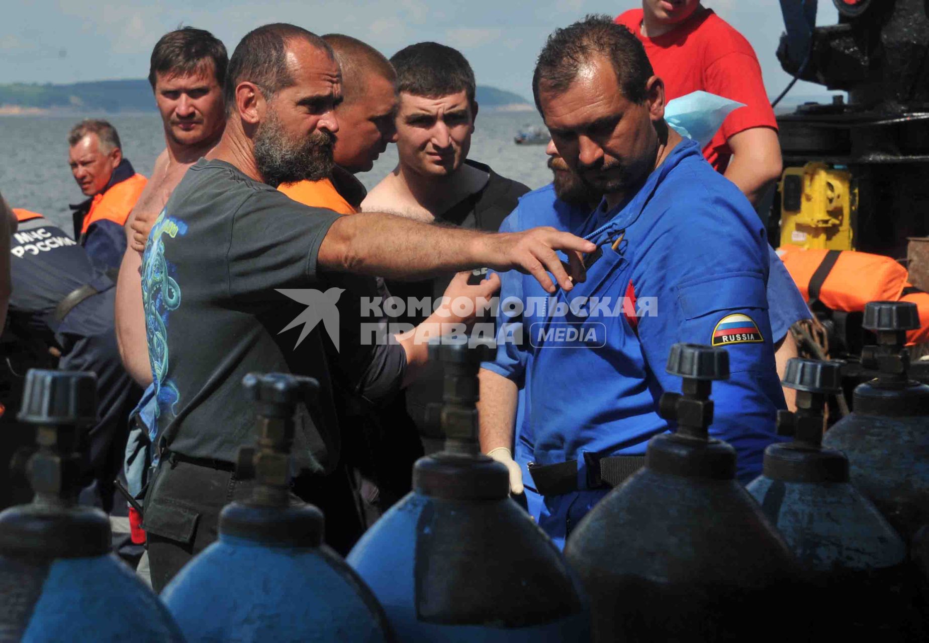 В Куйбышевском водохранилище на Волге затонул теплоход Булгария. Спасатели.