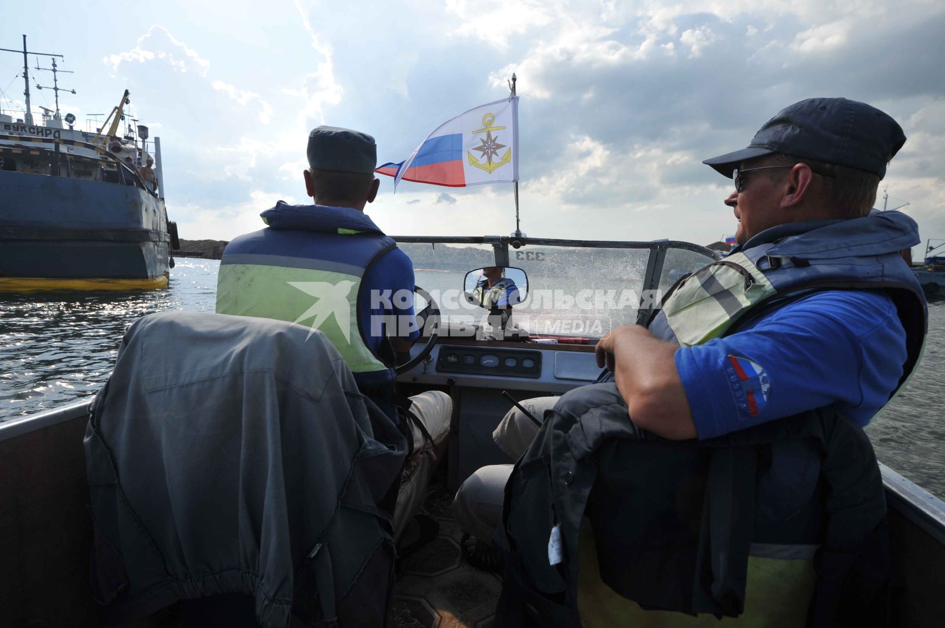 В Куйбышевском водохранилище на Волге затонул теплоход Булгария. Подъем корабля. Спасатели.