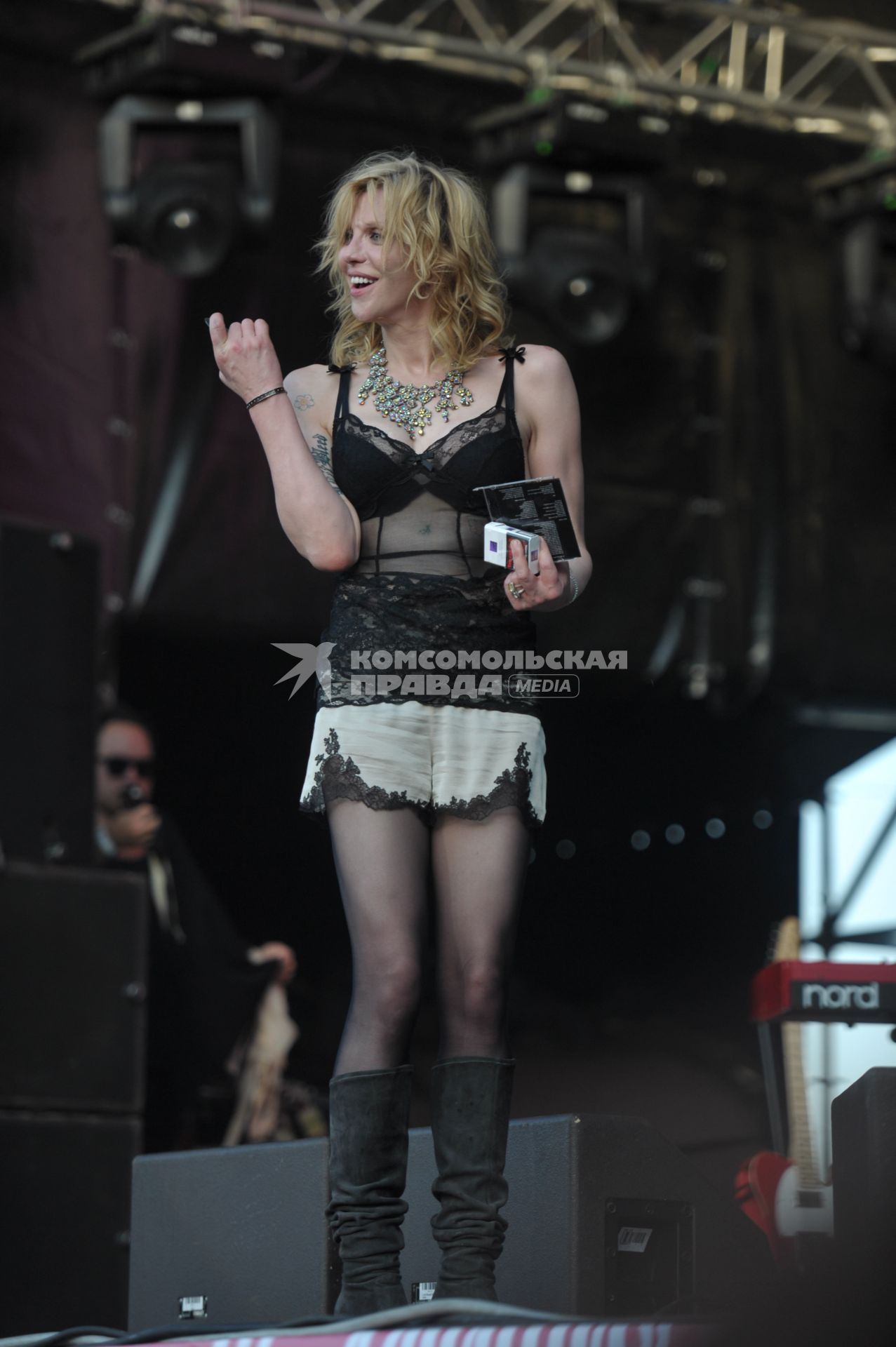 Кортни Лав в Москве, Courtney Love, пикник Афиши, Москва, 23 июля 2011 года.