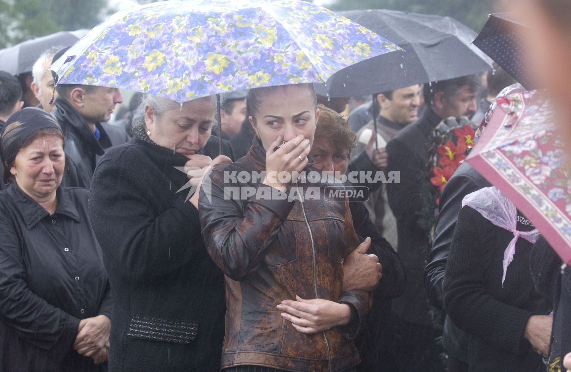 Террористический акт в Беслане. Похороны.