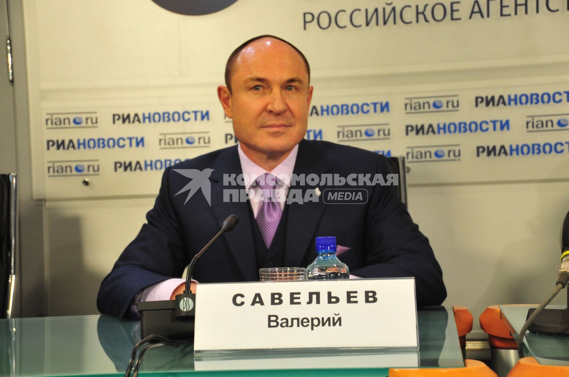 Фонд уникальных культурных проектов им. Когана приобрел скрипку Гварнери РОБРЕХТ. На снимке: соучредитель Фонда уникальных культурных проектов им. Когана, председатель Совета директоров Группы компаний AVS GROUP Валерий Савельев. 6 сентября  2011 года.