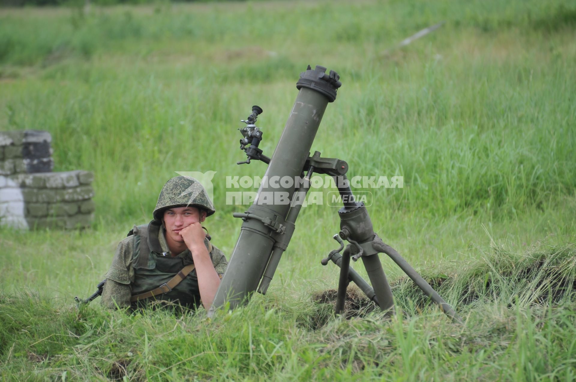 Учения. Армия. Военная подготовка. Полигон. Оружие. Солдат.  22 июня 2011г.