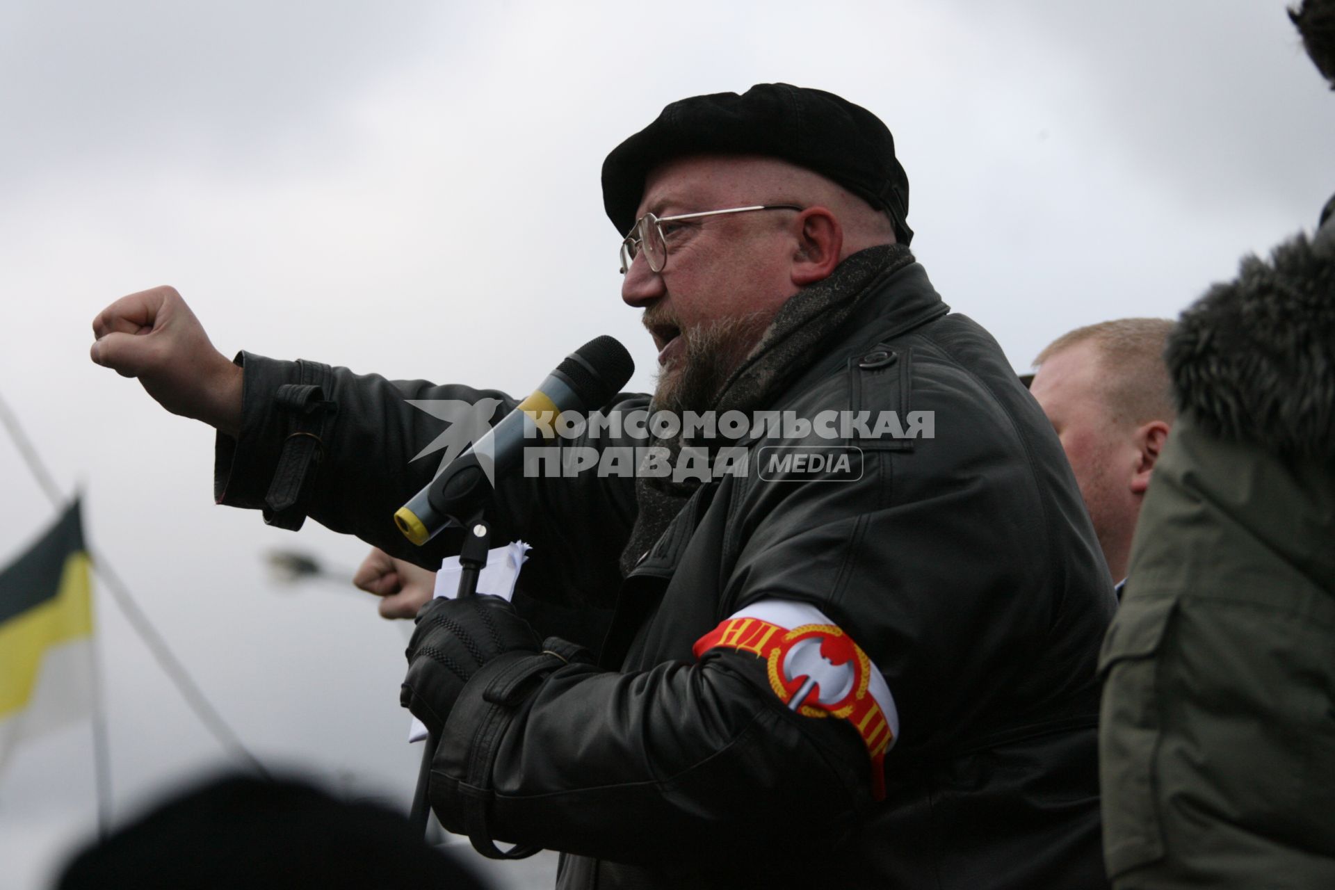 4 ноября 2007. Москва. Русский марш - шествие и митинг представителей русских националистических организаций и движений, состоявшийся в День народного единства на набережной Тараса Шевченко