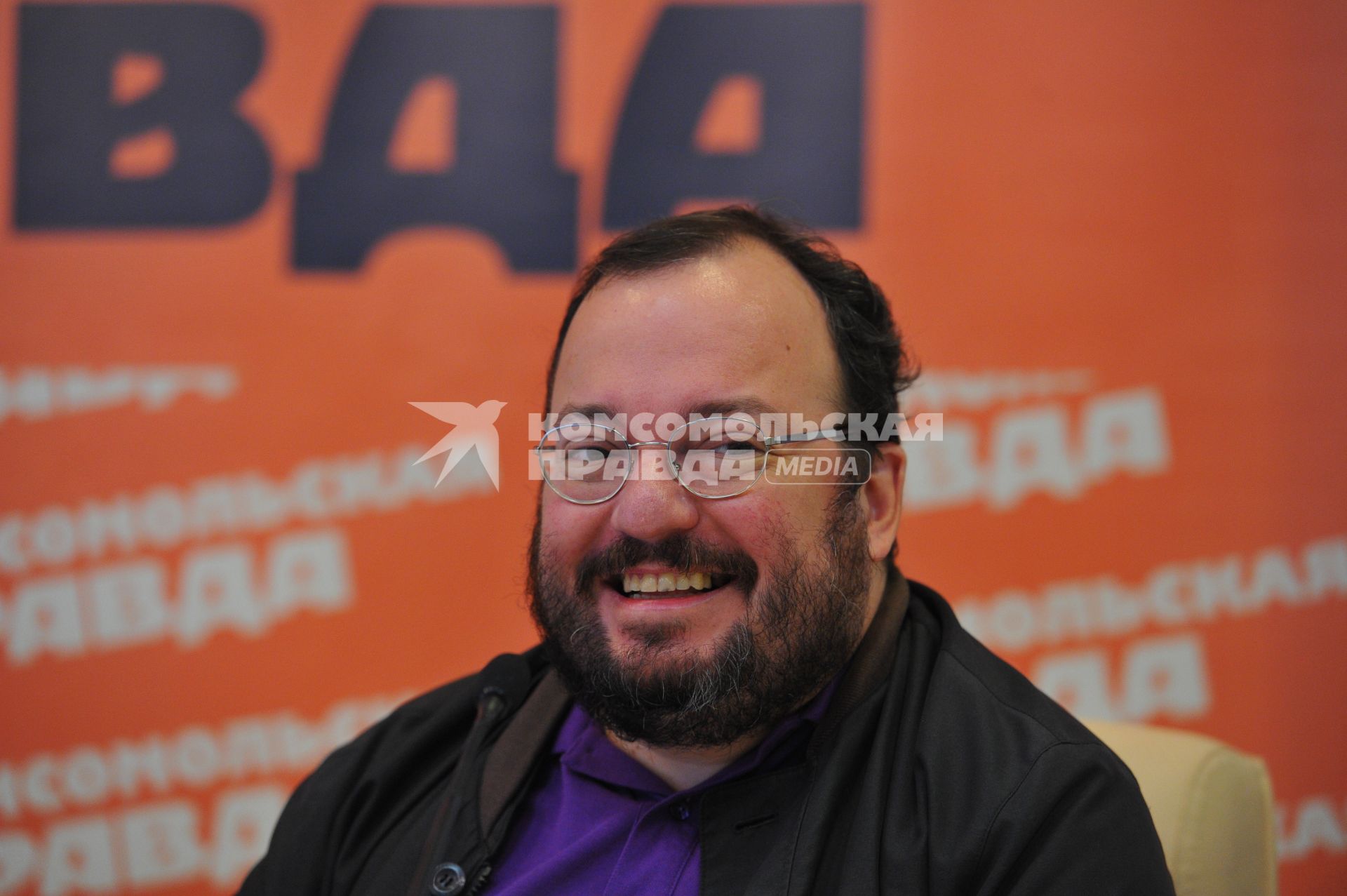 Политолог Станислав Белковский в ИД КП. 14 сентября 2011 года.
