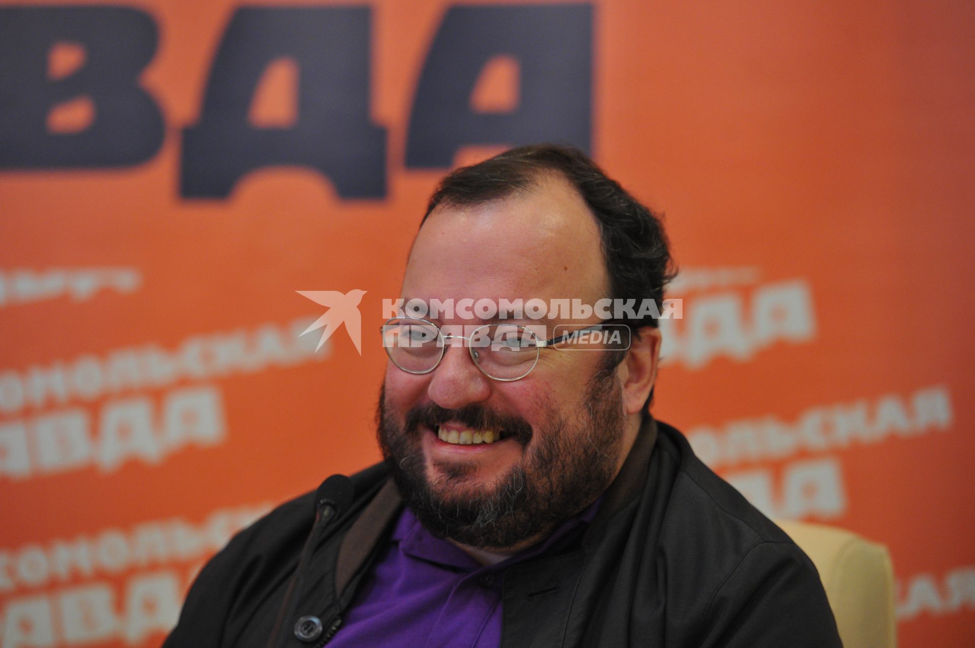 Политолог Станислав Белковский в ИД КП. 14 сентября 2011 года.