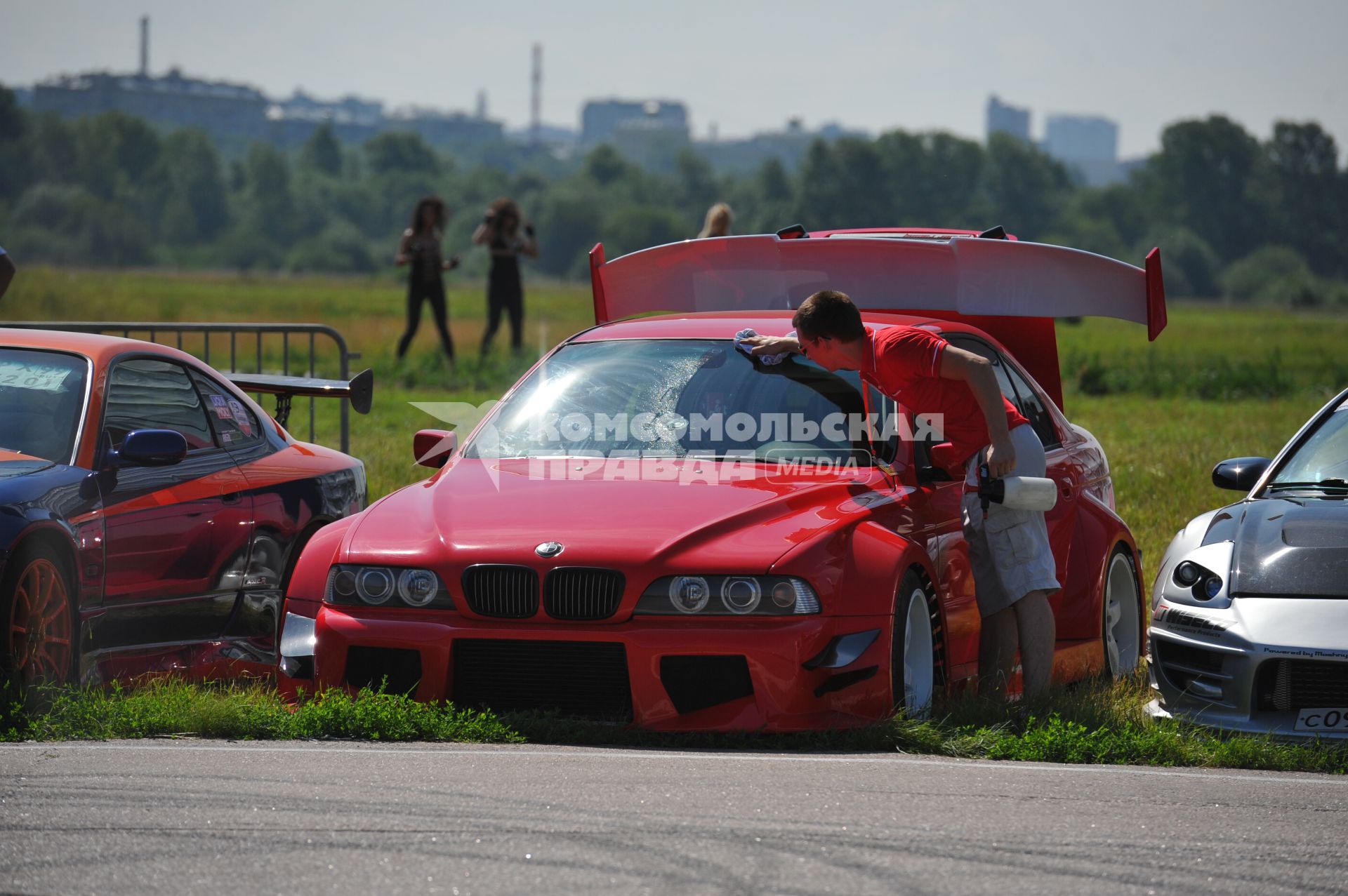 Шоу Автоэкзотика-2011. Красный BMW/  01 июля 2011