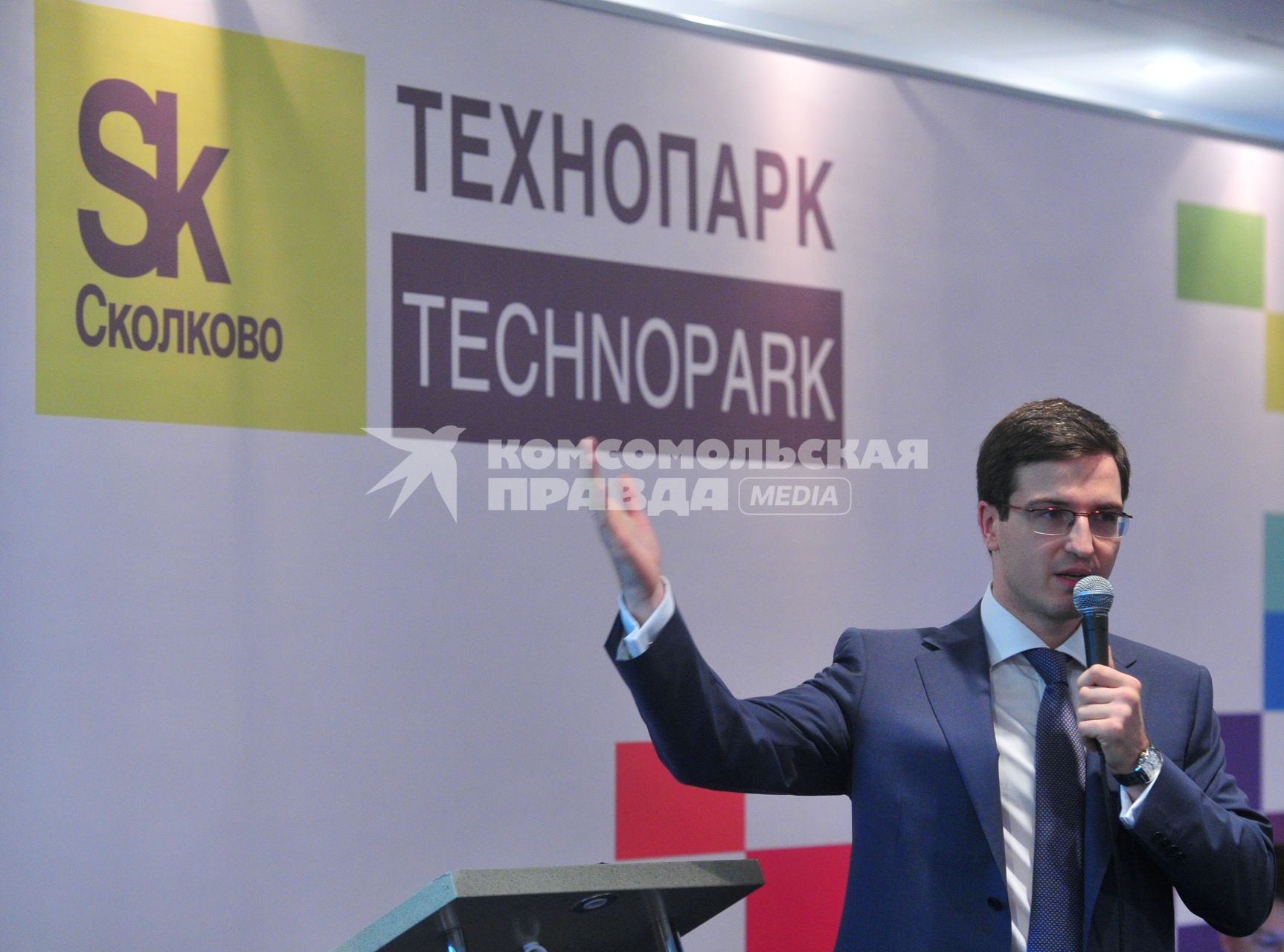 Презентация ТЕХНОПАРКА СКОЛКОВО. На снимке: директор ООО ТЕХНОПАРК СКОЛКОВО Сергей Курилов. 14 сентября  2011 года.