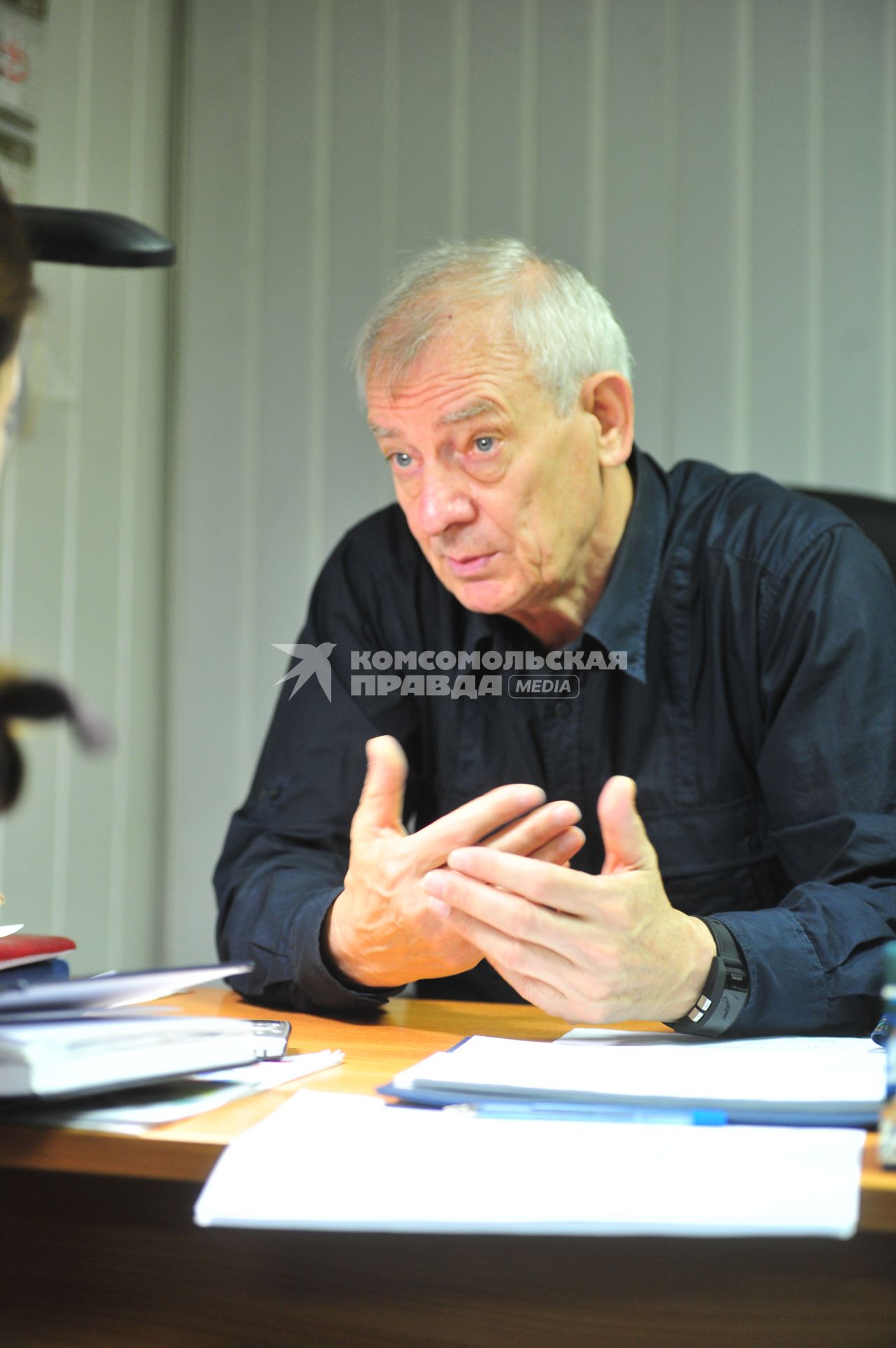 Главный тренер сборной России по волейболу Владимир Кузюткин. 19 сентября  2011 года.