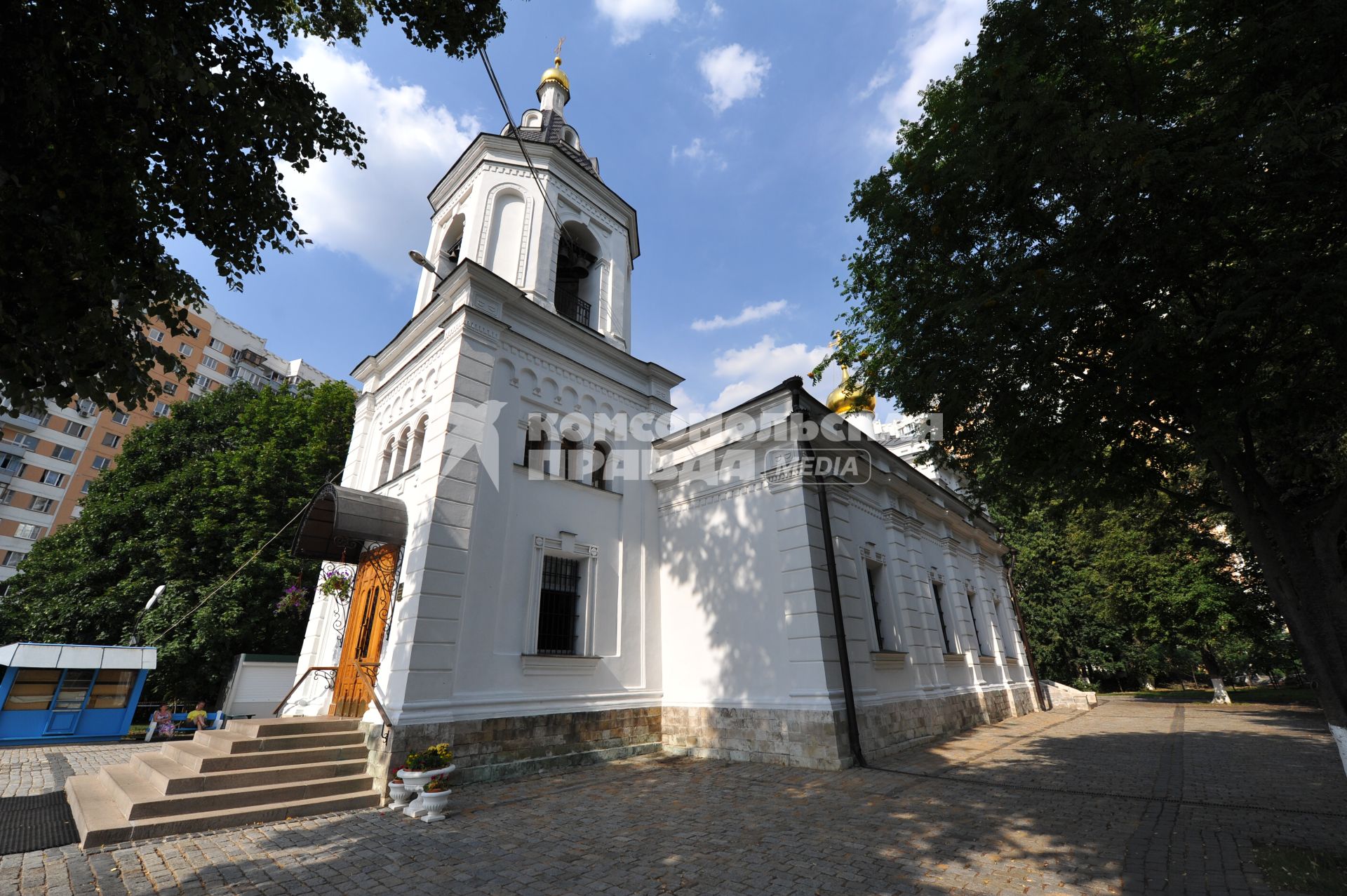 Храм Благовещения Пресвятой Богородицы в Ново-Переделкино. 28 июля 2011 года