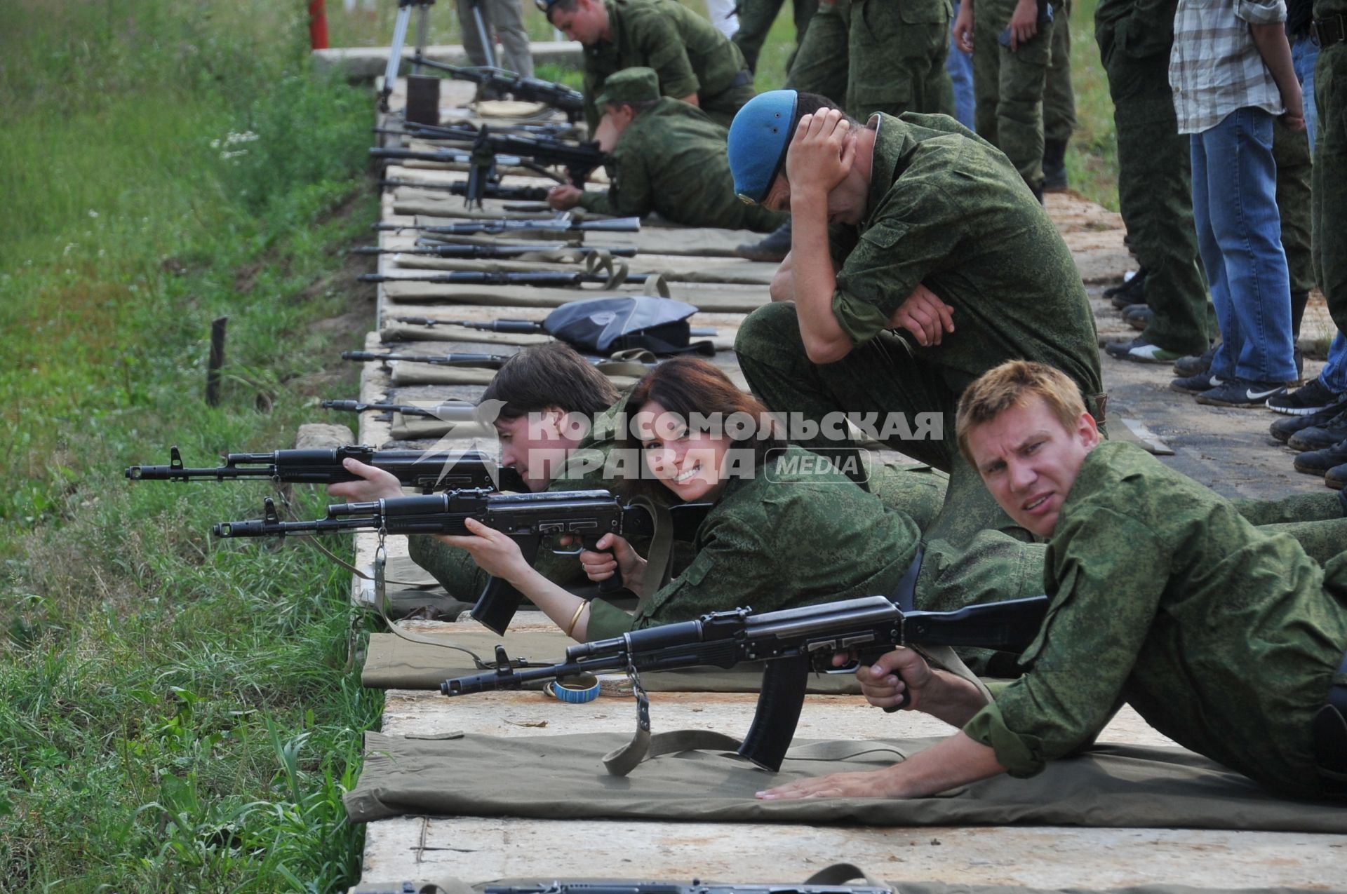 Военно-патриотическая акция ПЕРВЫЙ В АРМИИ! На снимке:  07 июля 2011г.