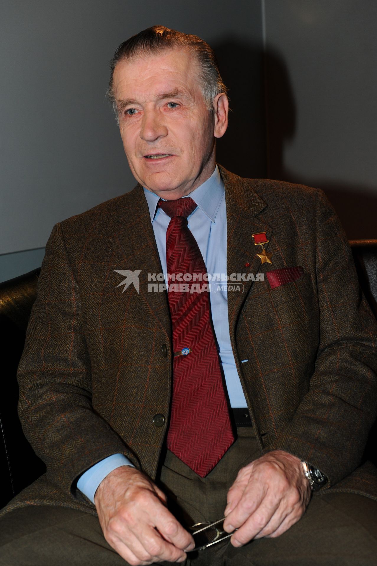 Летчик-космонавт Александр Серебров. 30 сентября 2011 года.