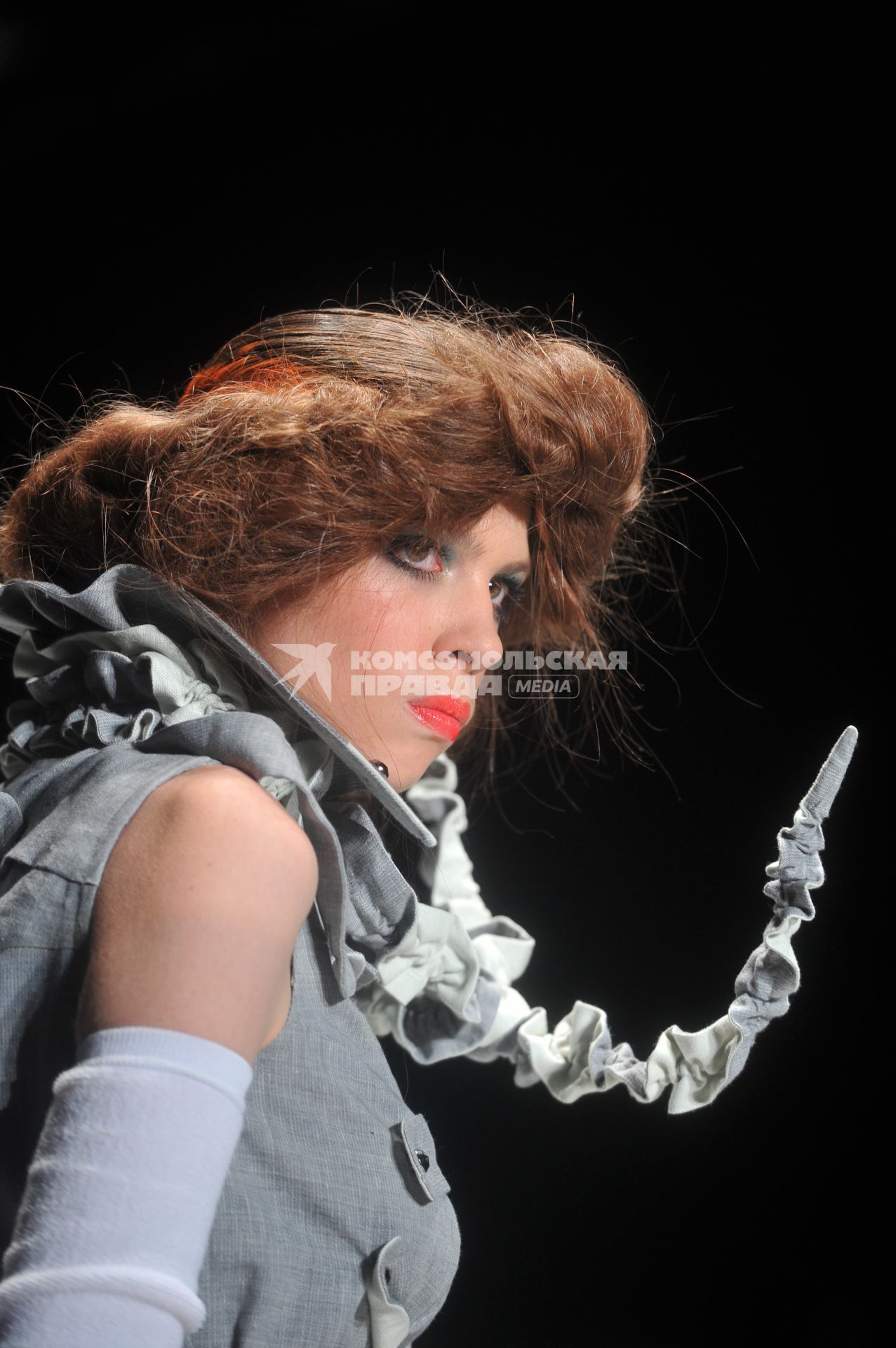 Во время показа коллекции марки \"YeZ by YEGORZAITSEV\" в рамках Mercedes-Benz Fashion Week.  23 октября 2011 года.