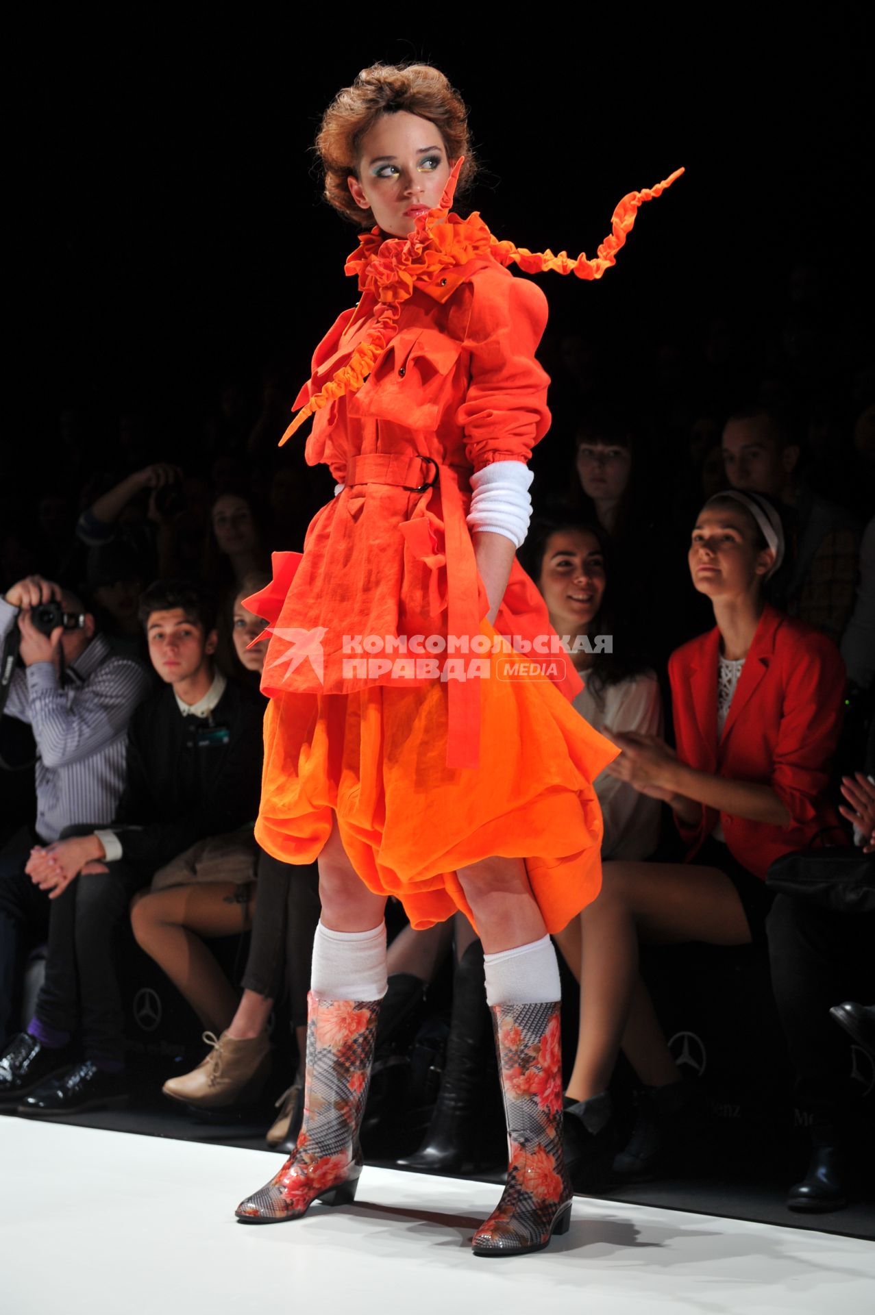 Во время показа коллекции марки \"YeZ by YEGORZAITSEV\" в рамках Mercedes-Benz Fashion Week.  23 октября 2011 года.