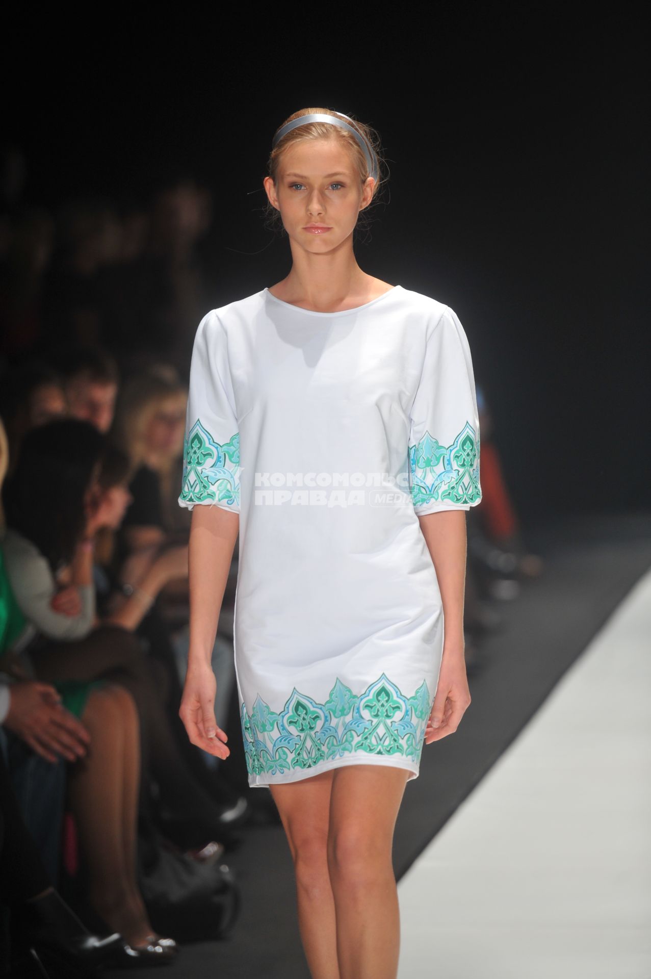 Показ коллекции Borodulin\'s на неделе моды Mercedes-Benz Fashion Week.  23 октября 2011 года.