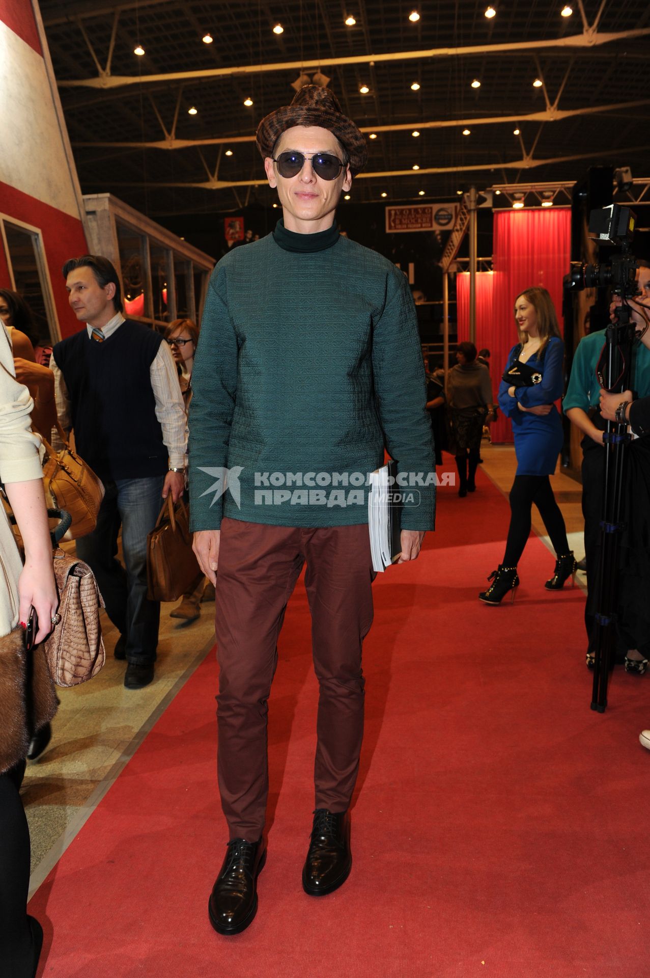 Закрытие Недели моды Volvo Fashion Week. На снимке: стилист Влад Лисовец. 31 октября 2011 года.