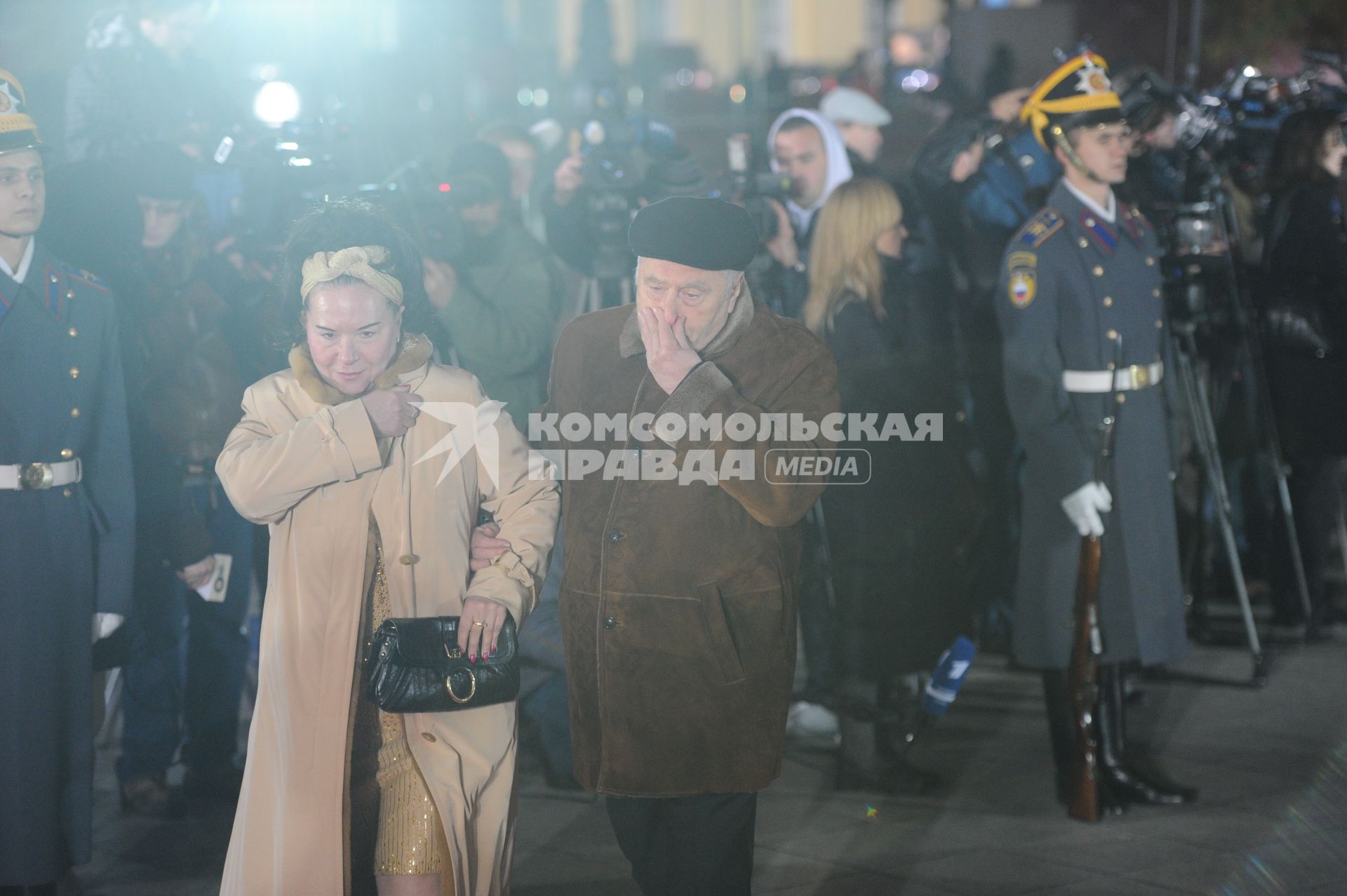 Владимир Жириновский с женой Галиной Лебедевой во время открытия Большого театра после реконструкции. 28 октября 2011 года.