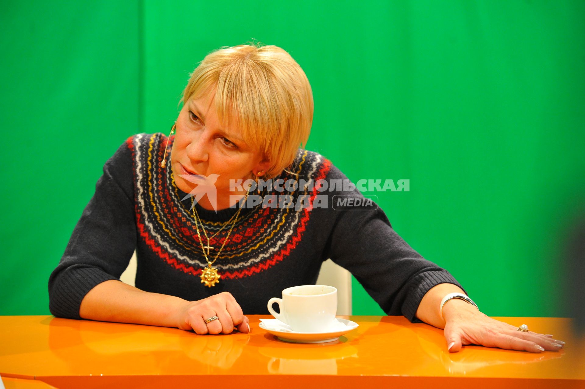 Член общественной палаты РФ Елена Лукьянова в ИД КП.11 ноября 2011 года.