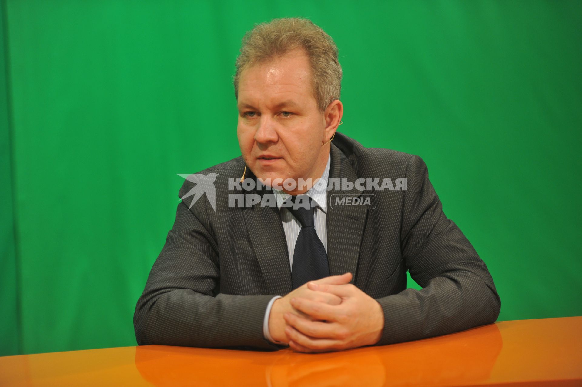 Владислав Иноземцев . директор Центра исследований постиндустриального общества; ведущие. В редакции ИД КП.  15 ноября 2011 года.