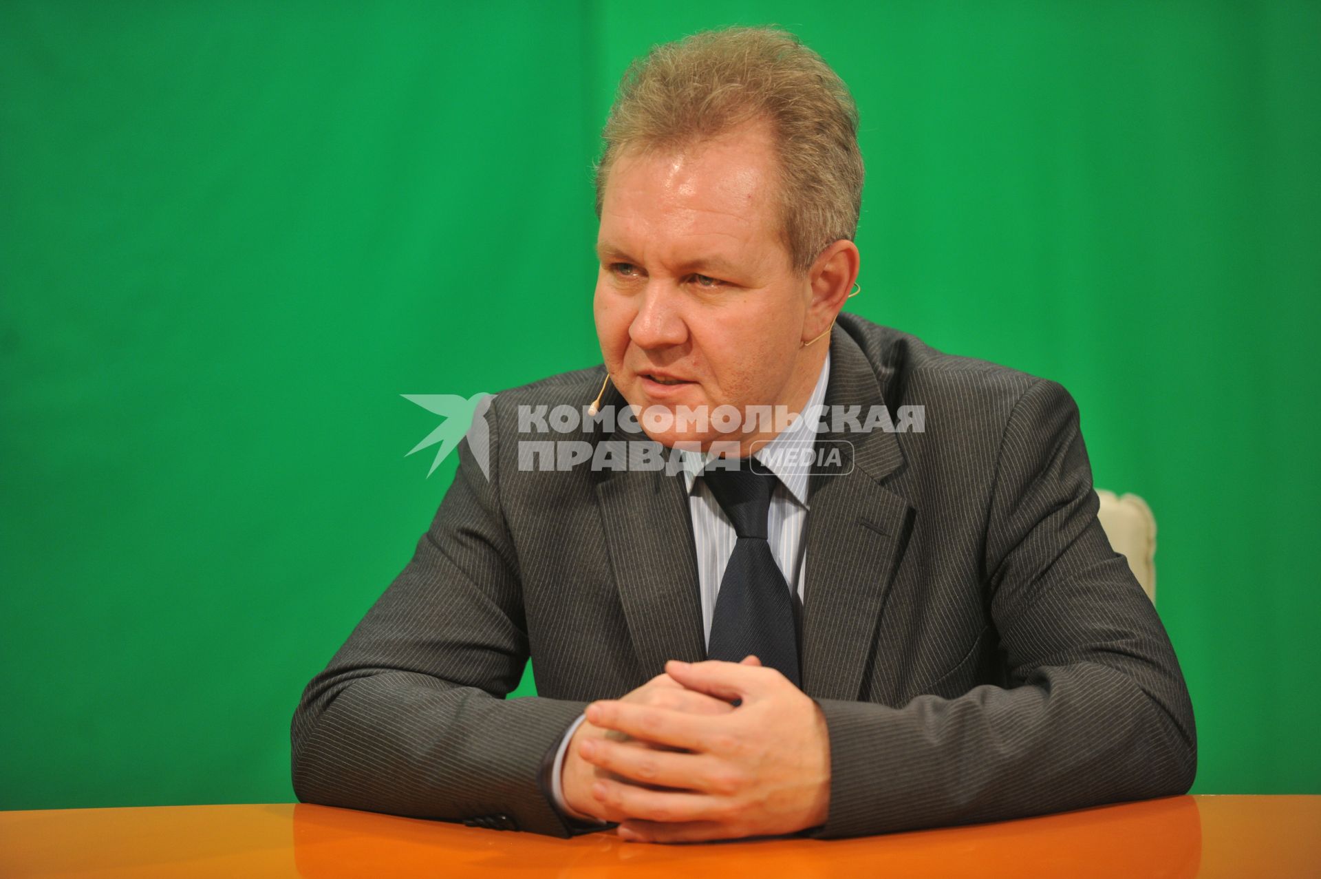 Владислав Иноземцев . директор Центра исследований постиндустриального общества; ведущие. В редакции ИД КП.  15 ноября 2011 года.