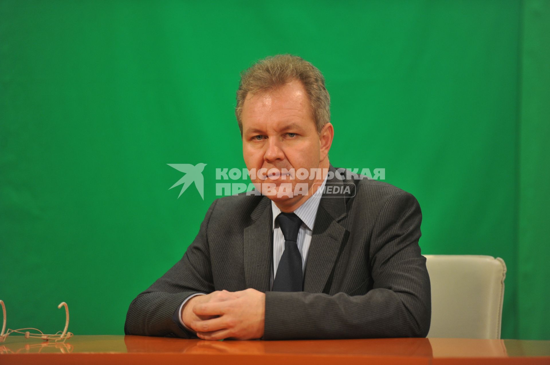 Владислав Иноземцев . директор Центра исследований постиндустриального общества; ведущие. В редакции ИД КП.  15 ноября 2011 года.