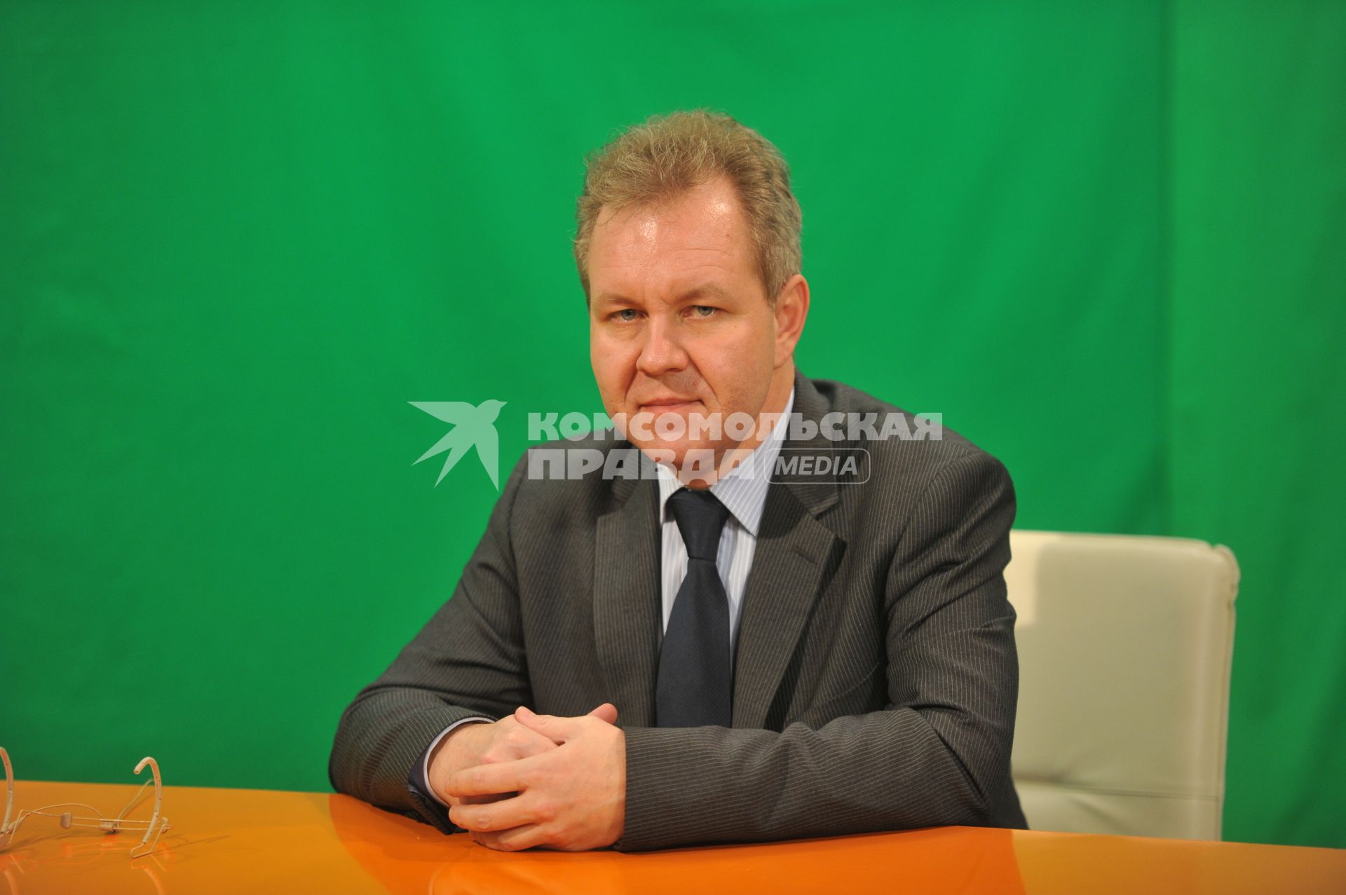 Владислав Иноземцев . директор Центра исследований постиндустриального общества; ведущие. В редакции ИД КП.  15 ноября 2011 года.
