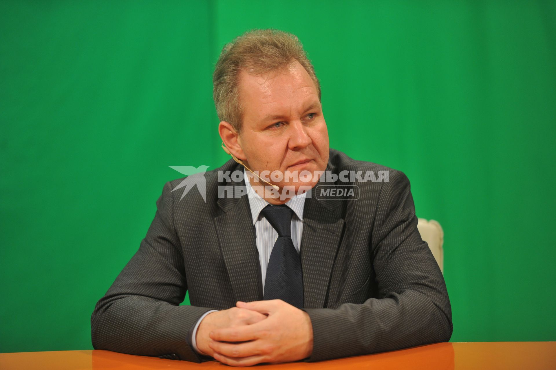 Владислав Иноземцев . директор Центра исследований постиндустриального общества; ведущие. В редакции ИД КП.  15 ноября 2011 года.